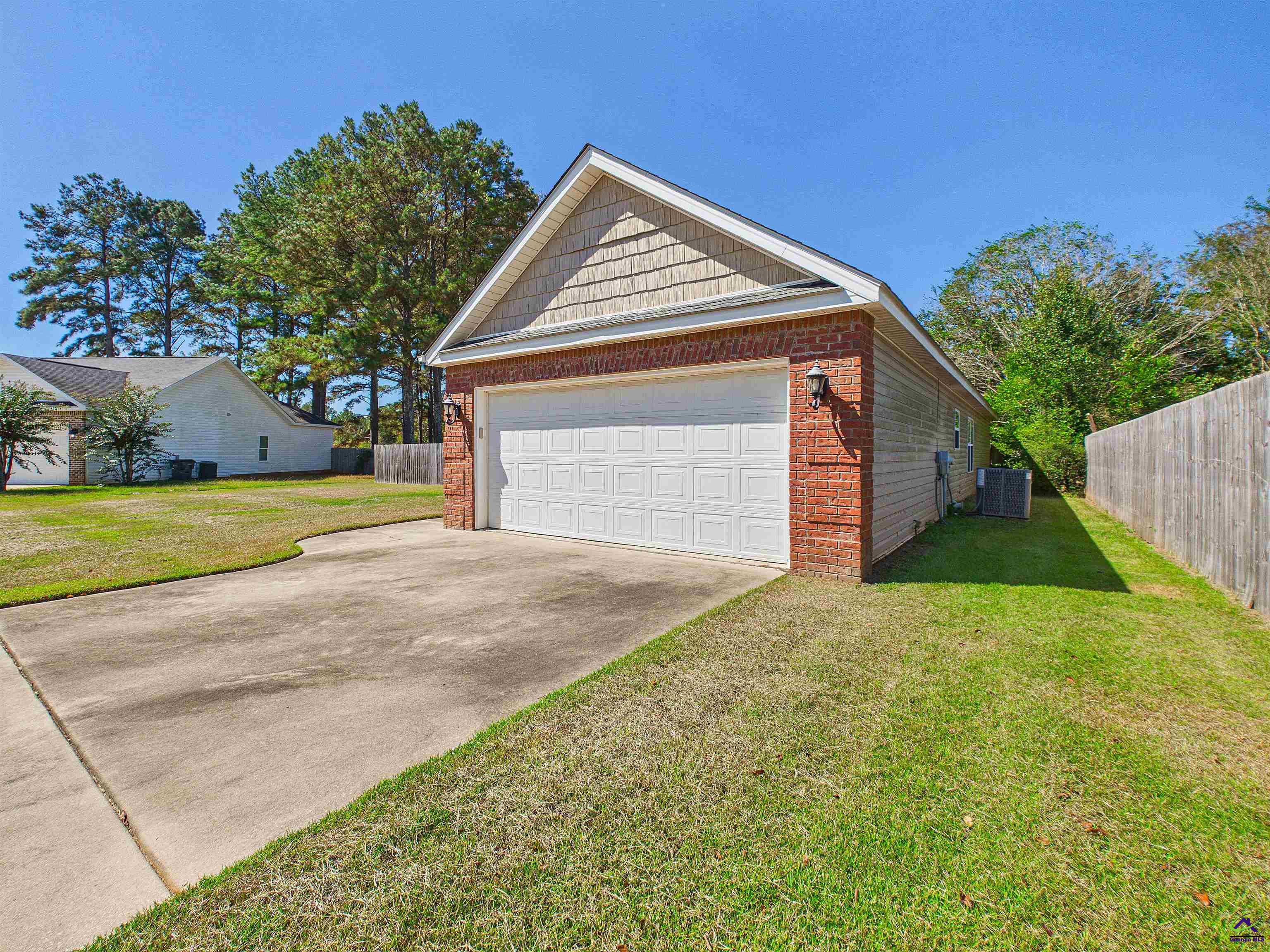 202 Greylock Drive, Perry, GA 31069 - Photo 6