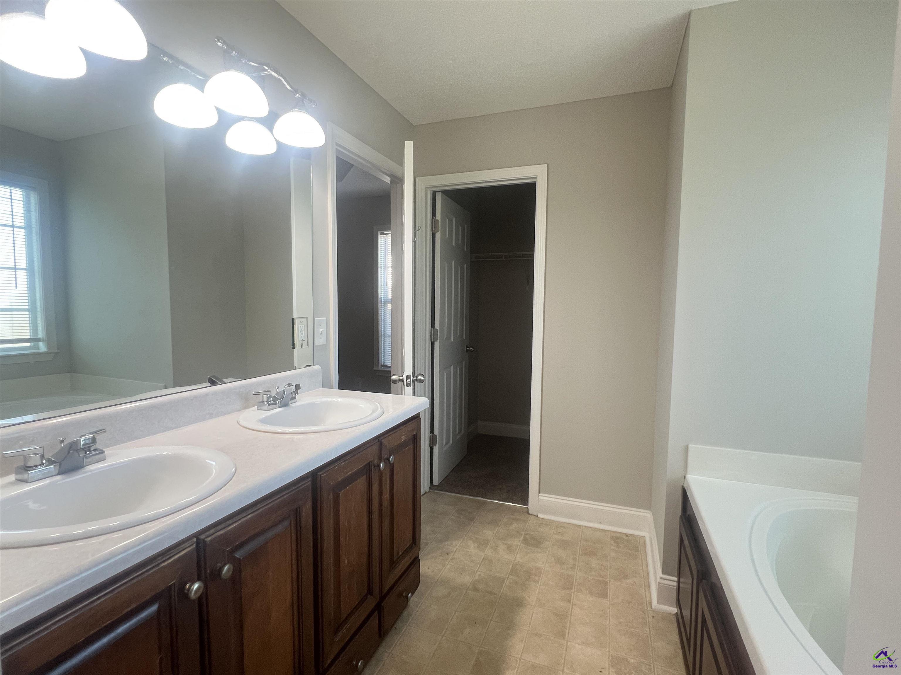 416 Covington Cove, Byron, GA 31008 - Photo 17