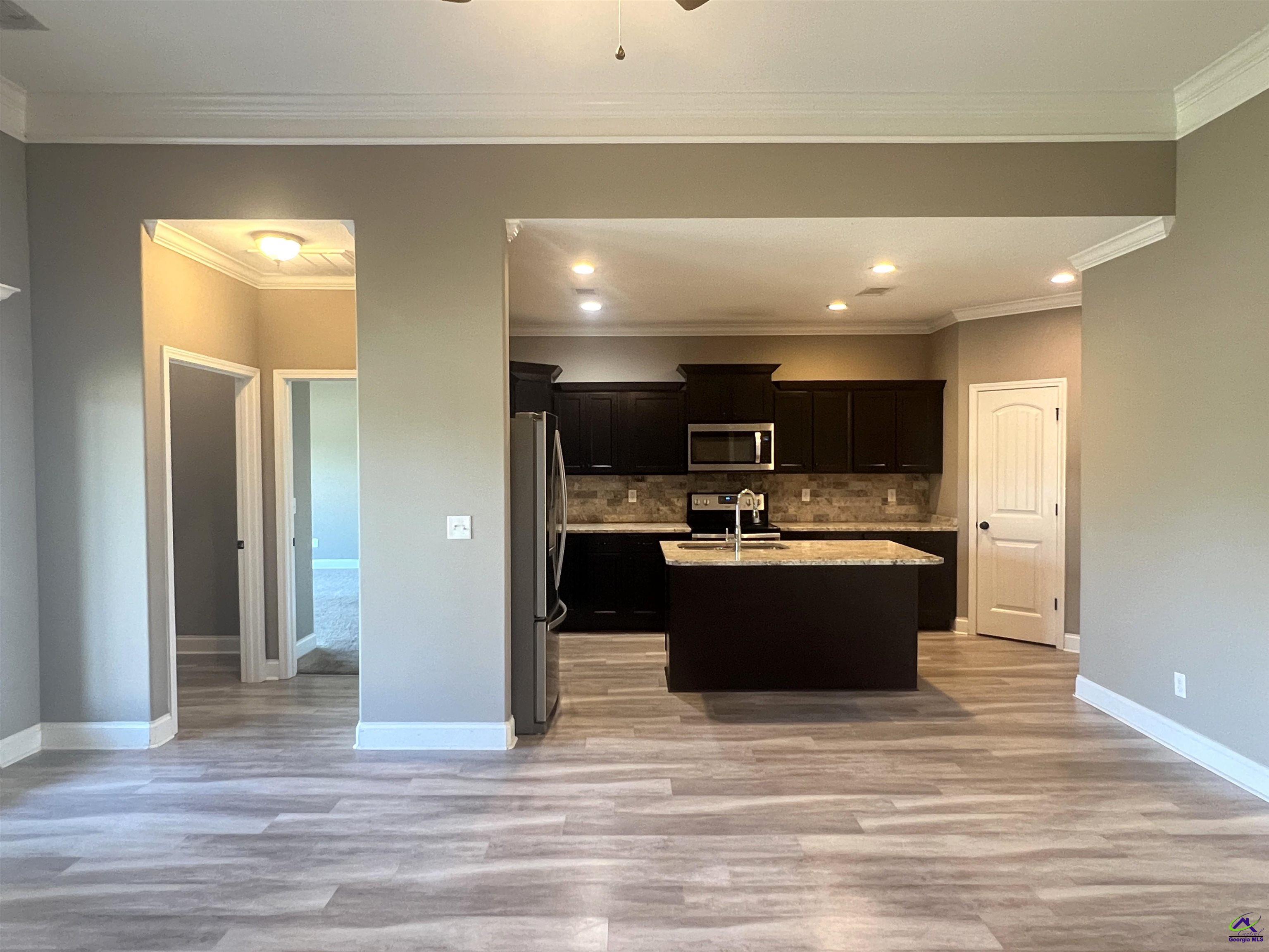 211 Ledford Way, Bonaire, GA 31005 - Photo 4
