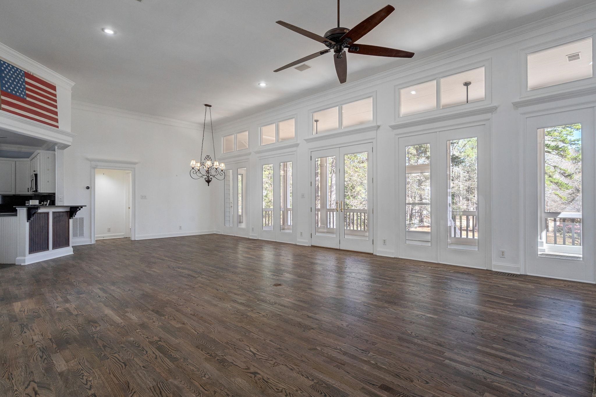 106 OAKTON NORTH image 14