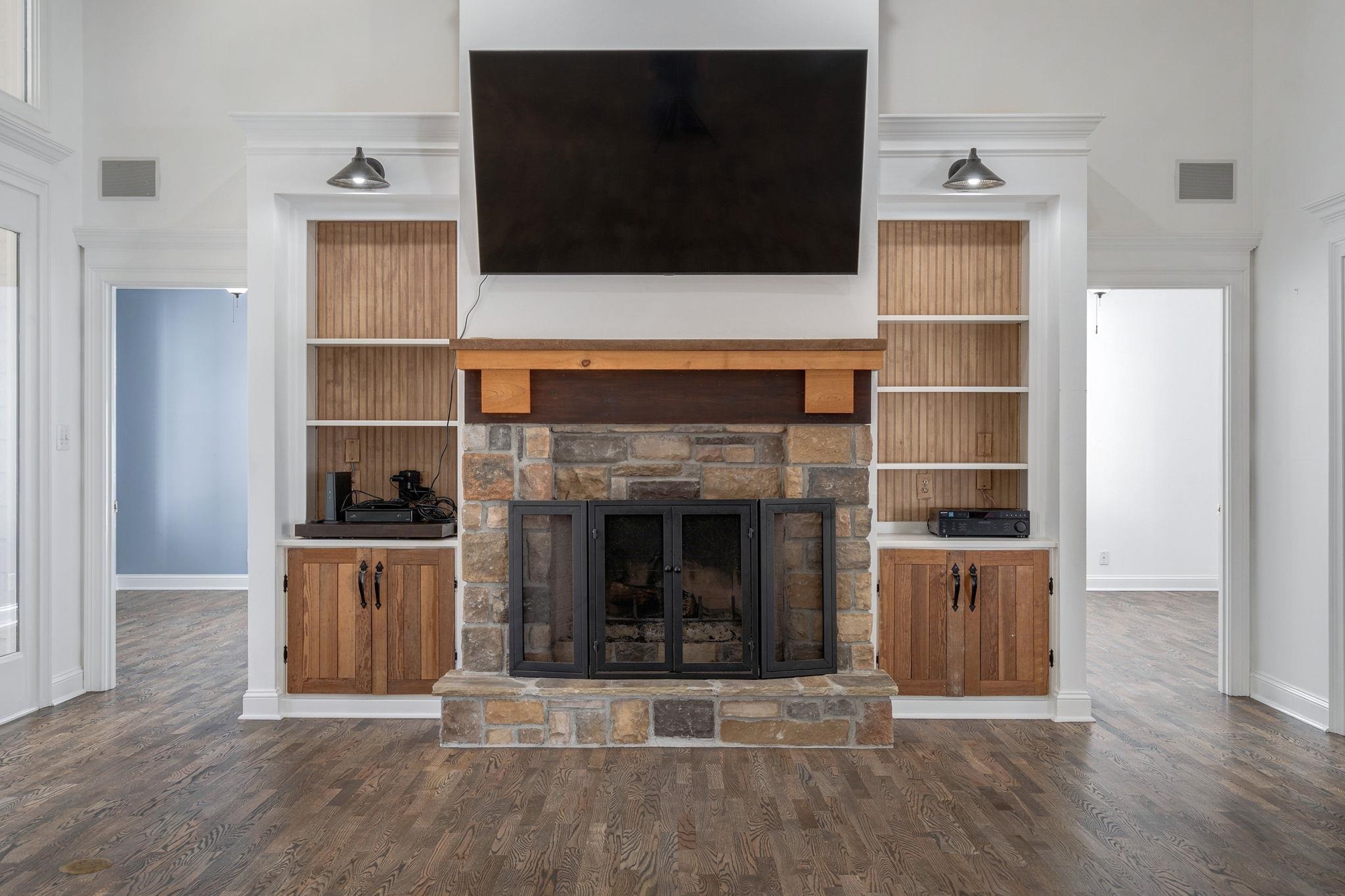 106 OAKTON NORTH image 16