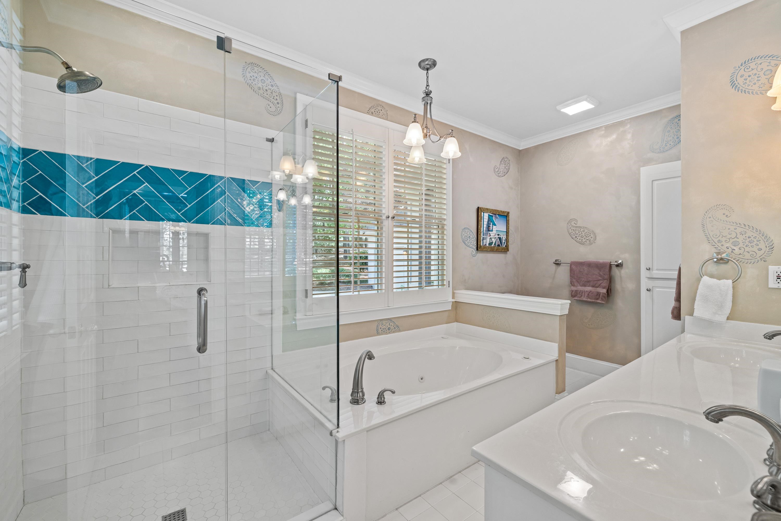 129 BARRINGTON HALL DRIVE image 40