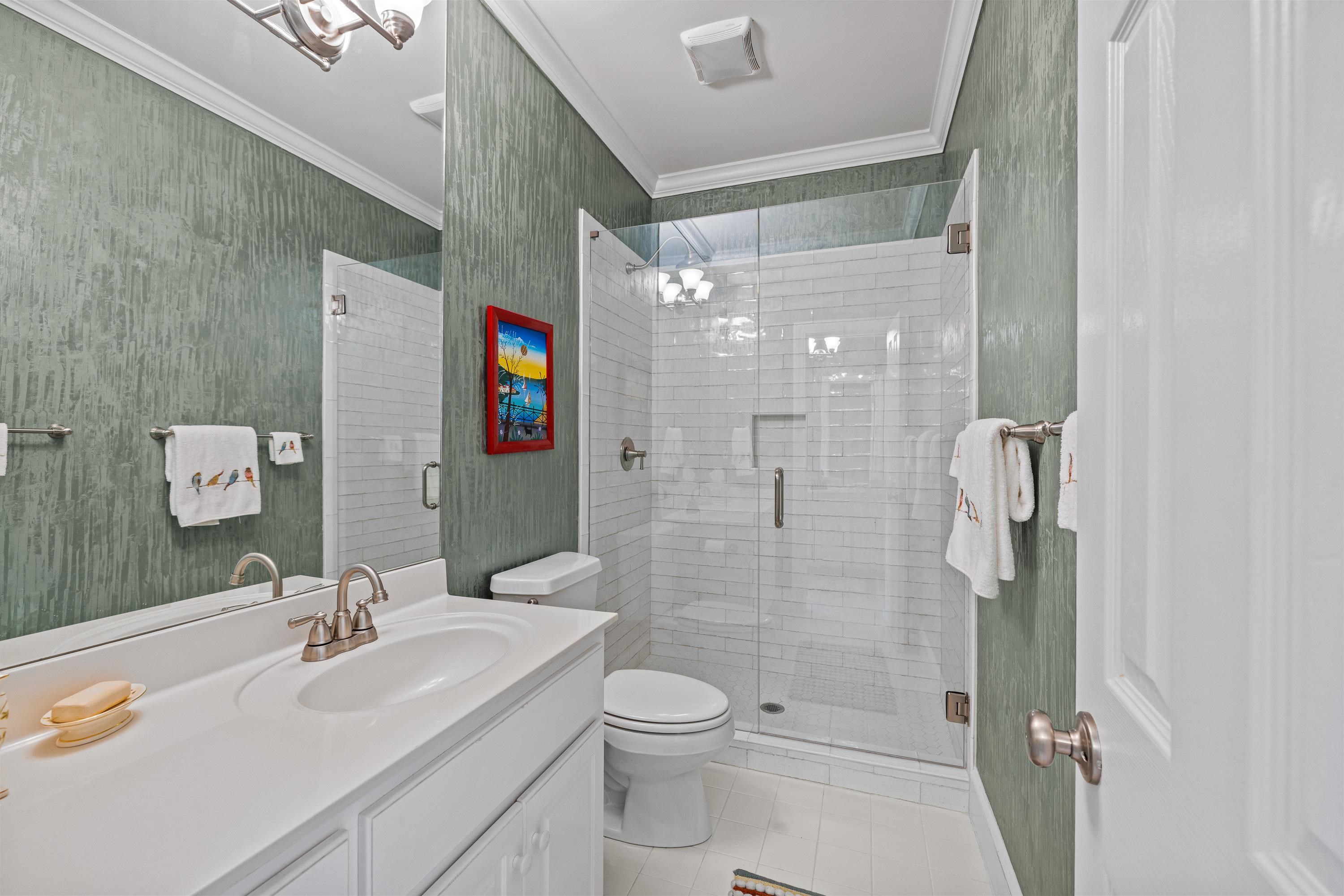 129 BARRINGTON HALL DRIVE image 44