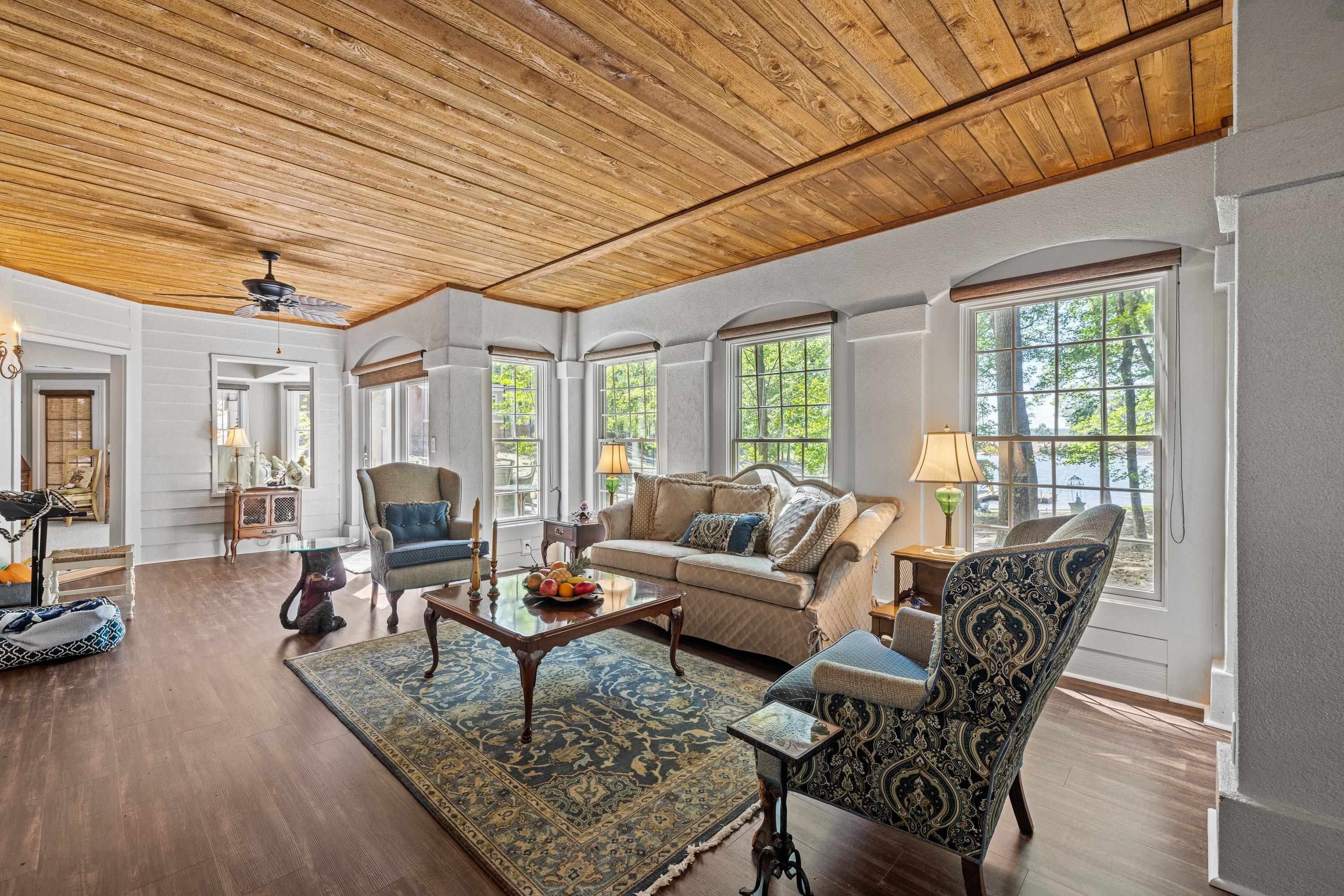 129 BARRINGTON HALL DRIVE image 62