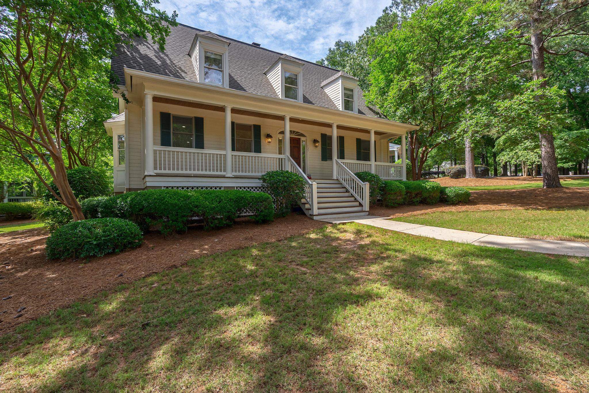 127 OAKTON SOUTH image 2