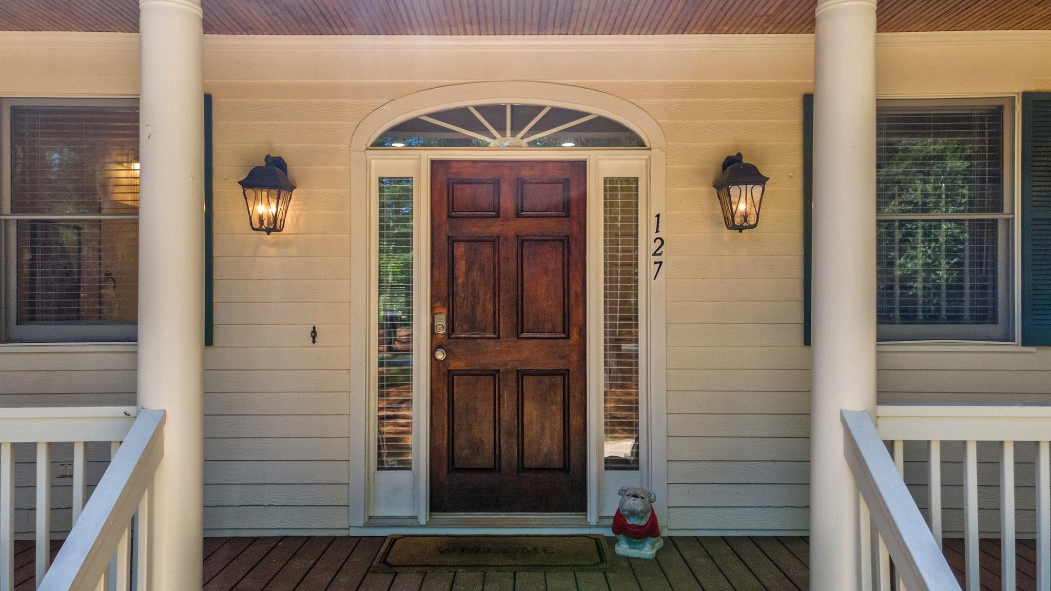 127 OAKTON SOUTH image 4