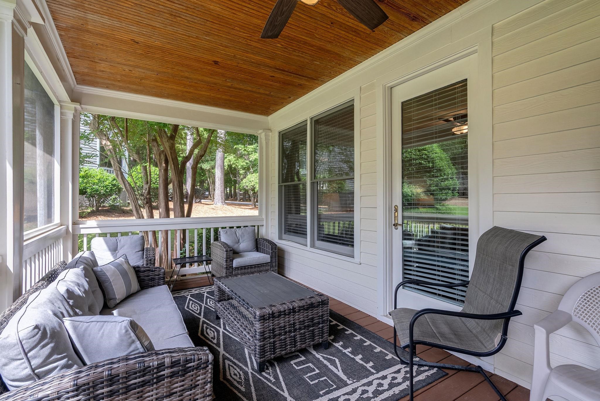 127 OAKTON SOUTH image 41