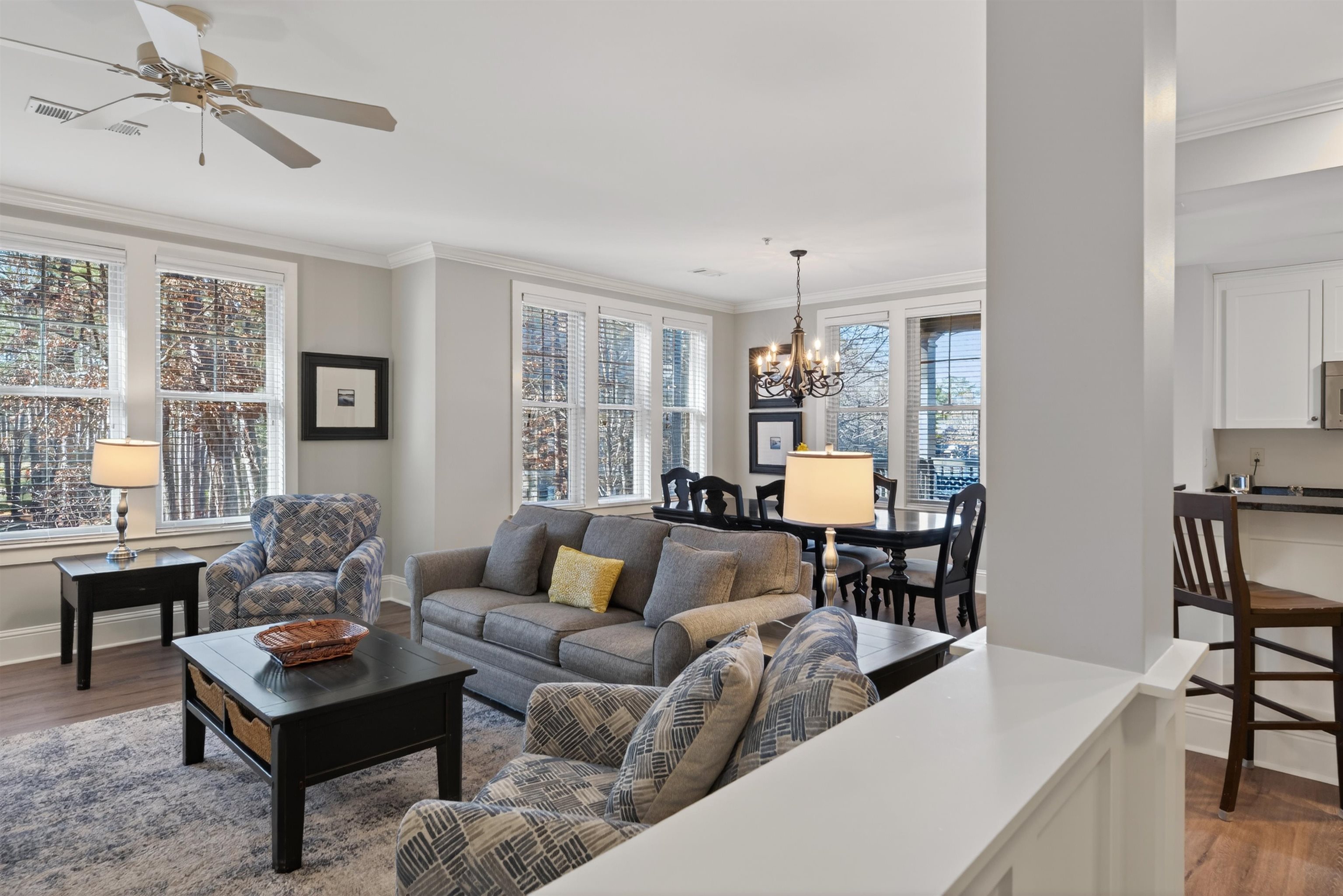 1010 D PORTAGE TRAIL image 18