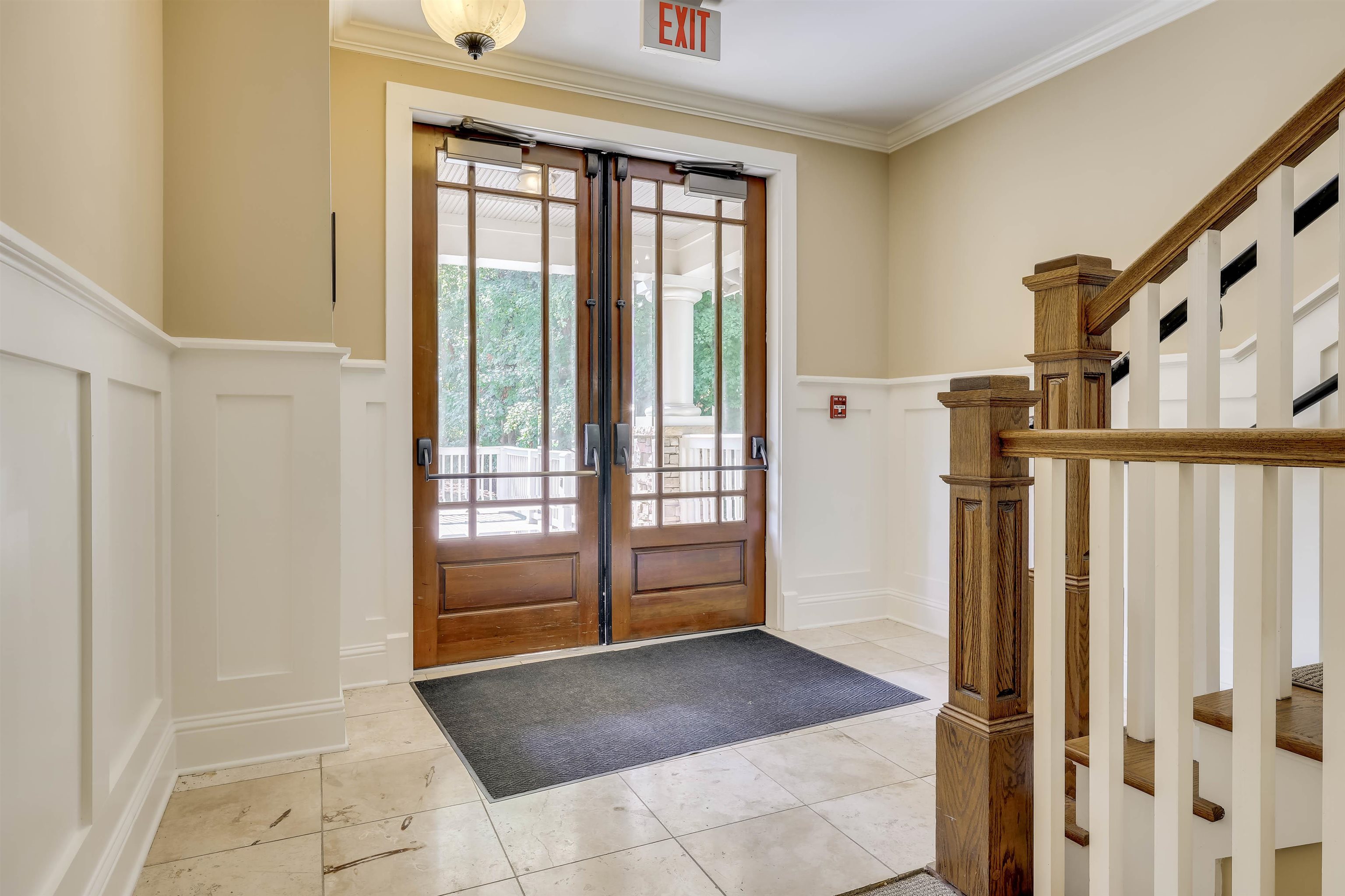 1010 D PORTAGE TRAIL image 41