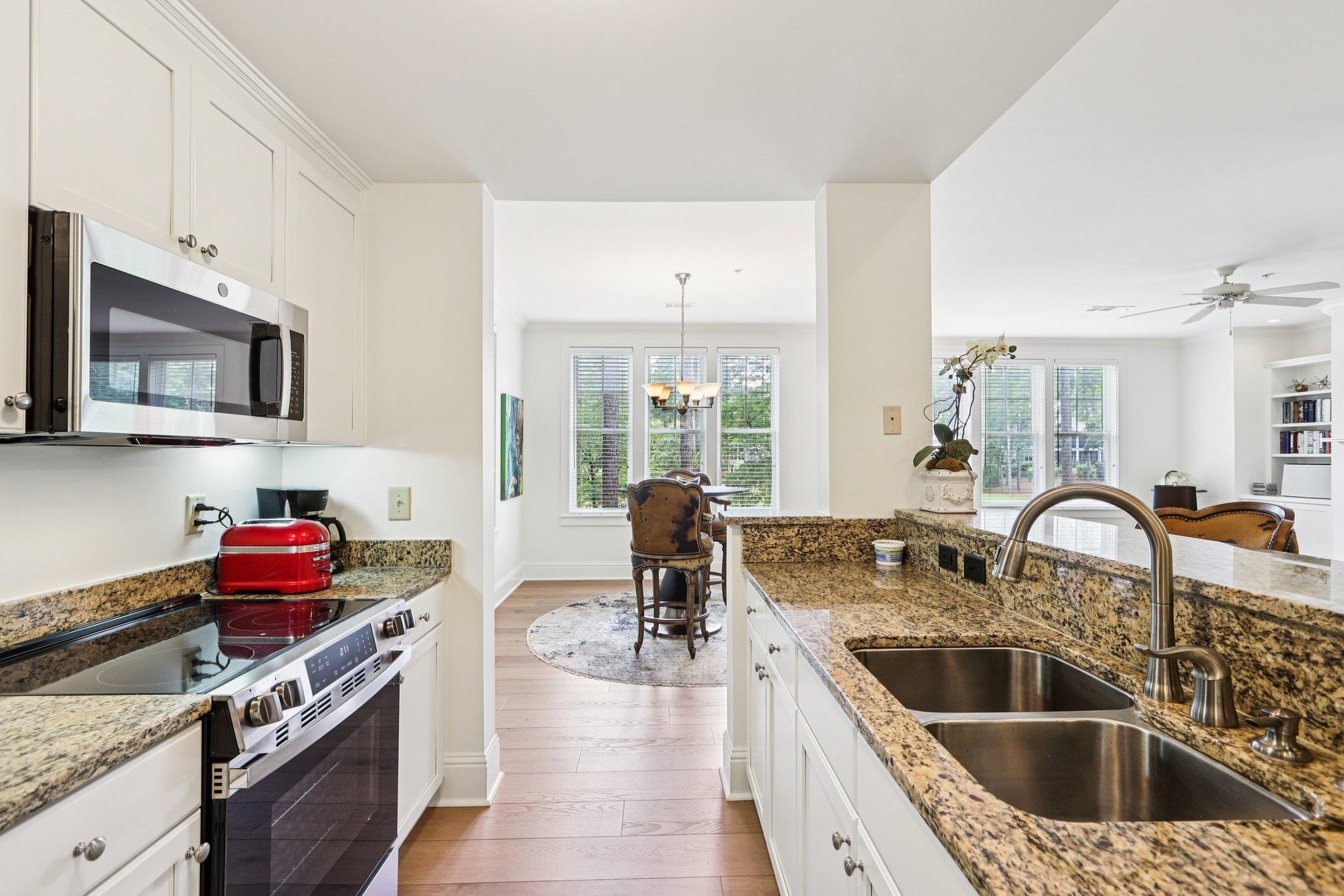 1010A CREEKSIDE image 12