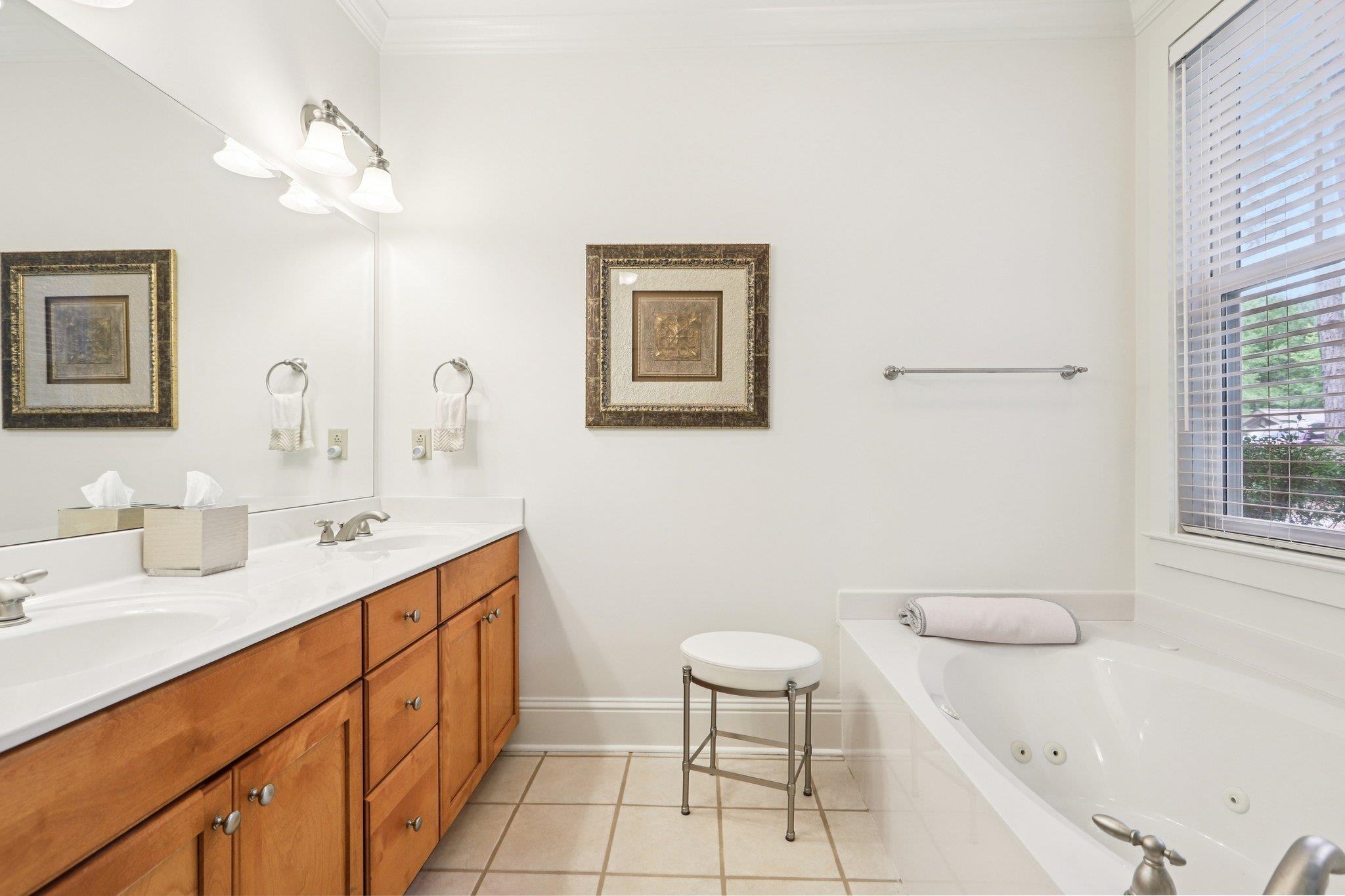 1010A CREEKSIDE image 16