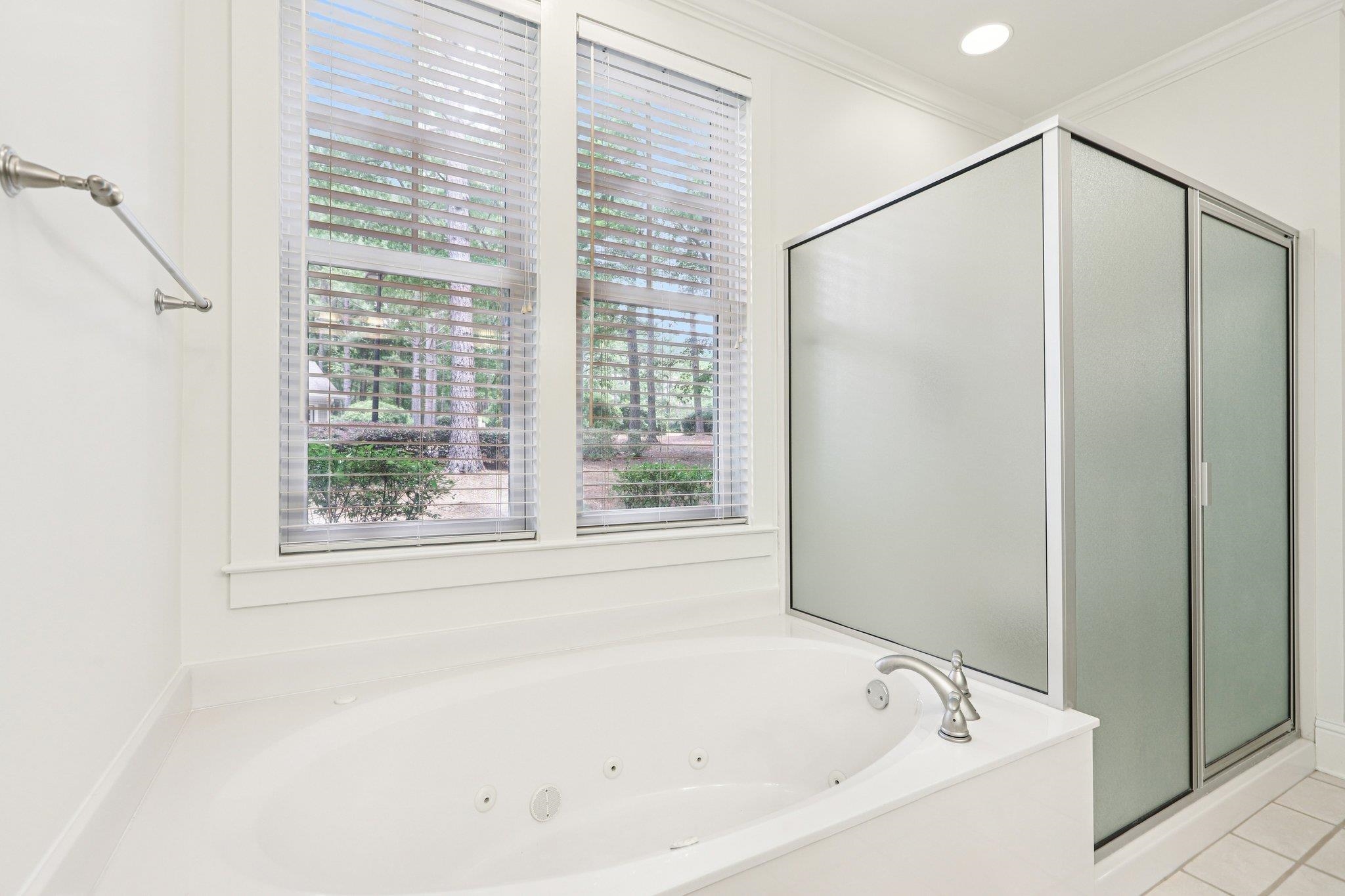 1010A CREEKSIDE image 18