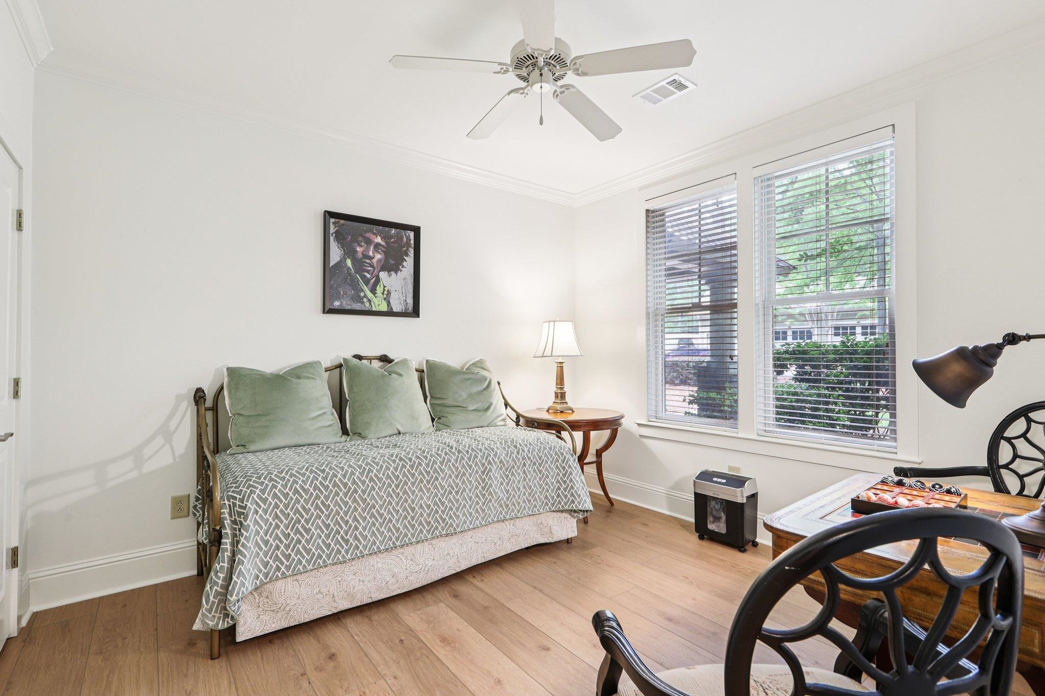 1010A CREEKSIDE image 20