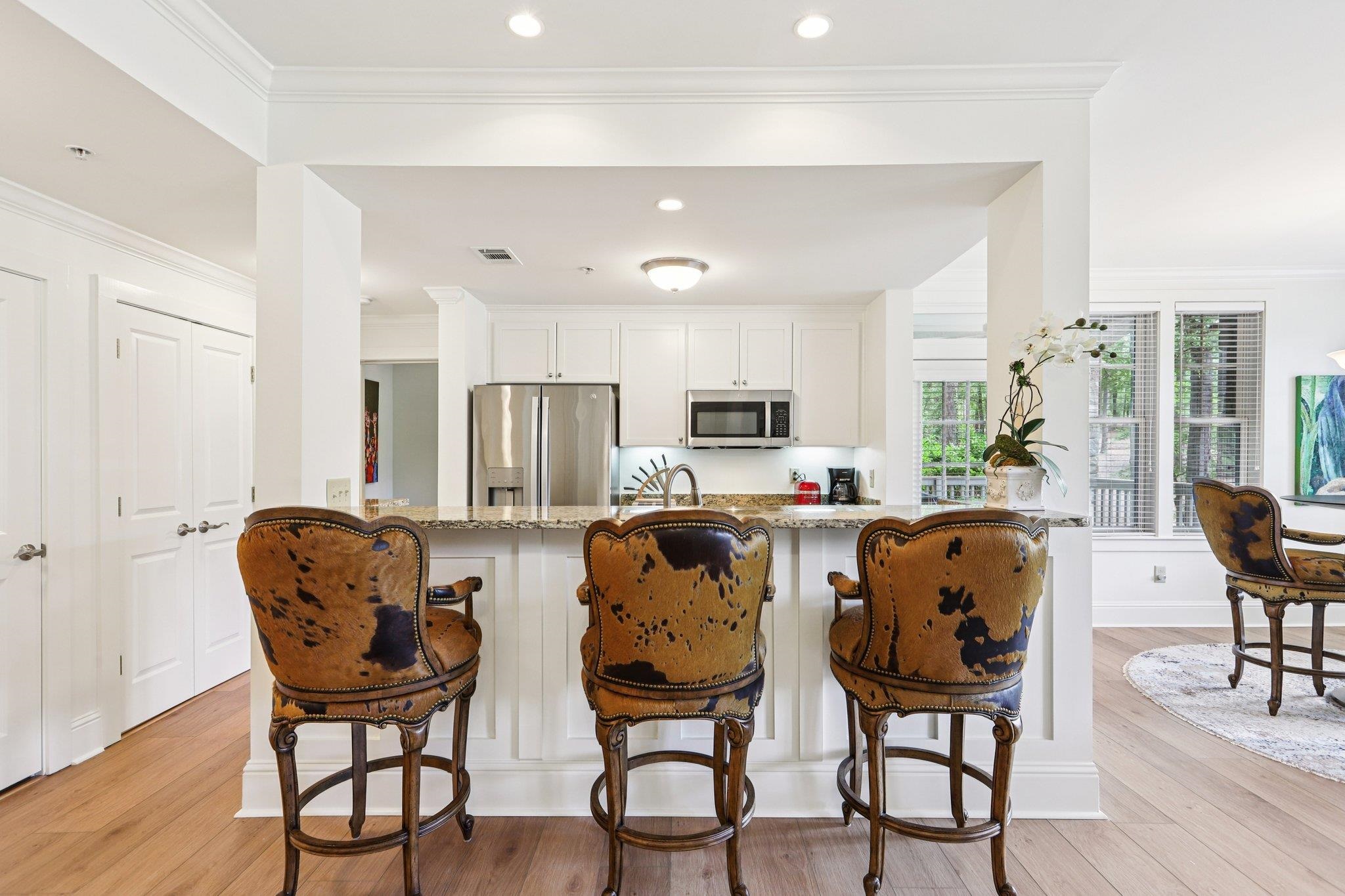 1010A CREEKSIDE image 3