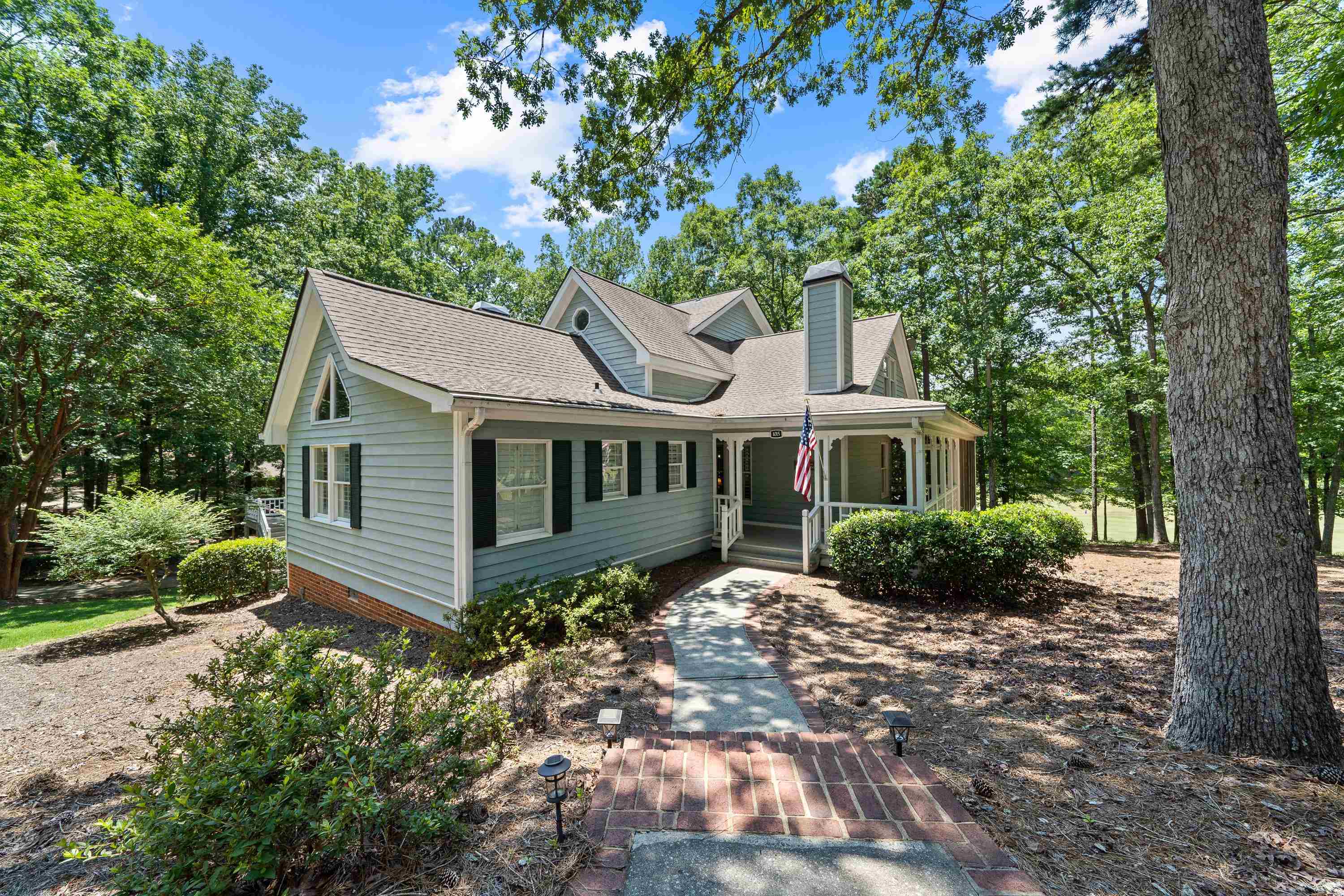 1015 PLANTERS TRAIL image 2