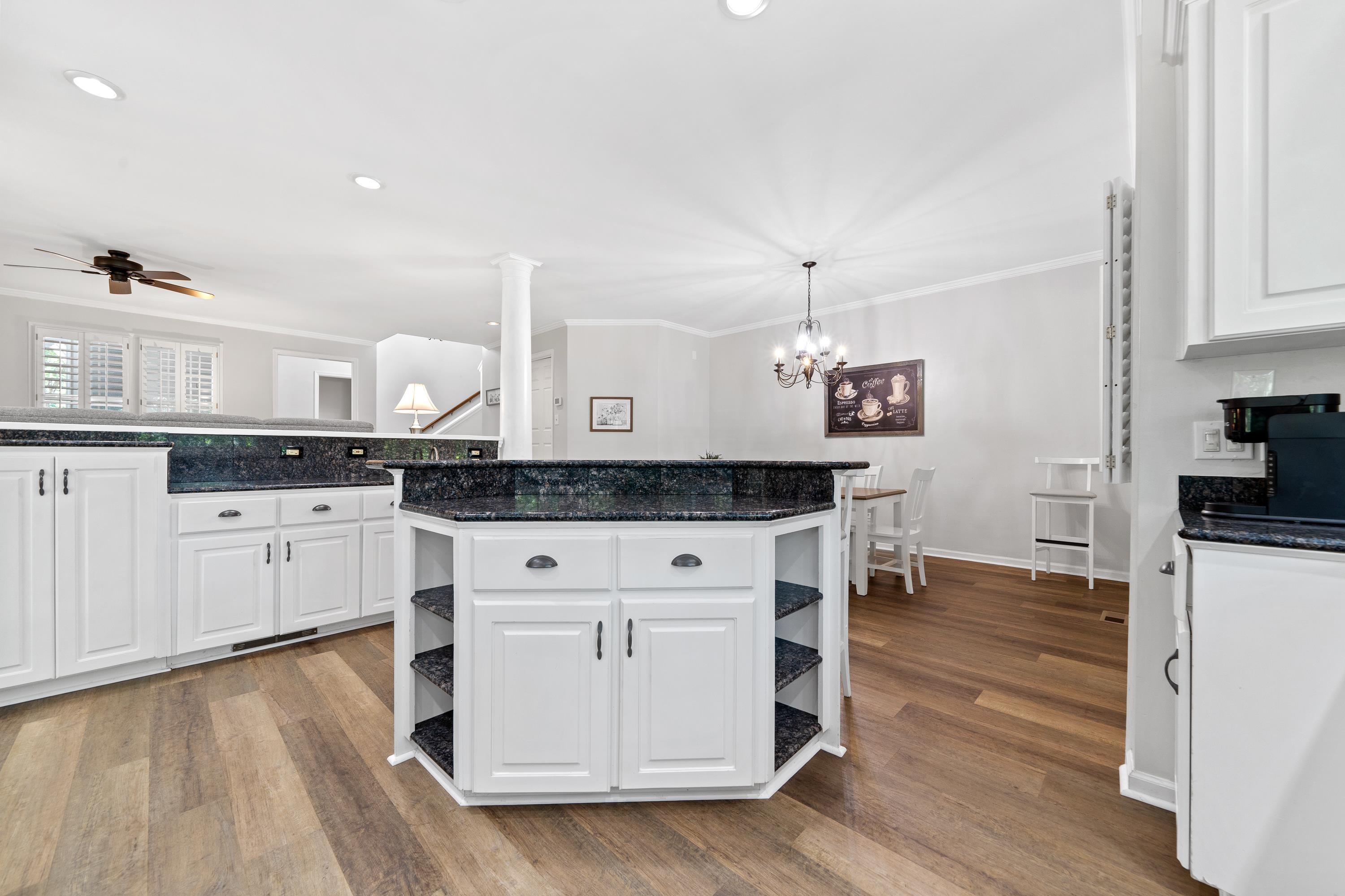 1015 PLANTERS TRAIL image 19