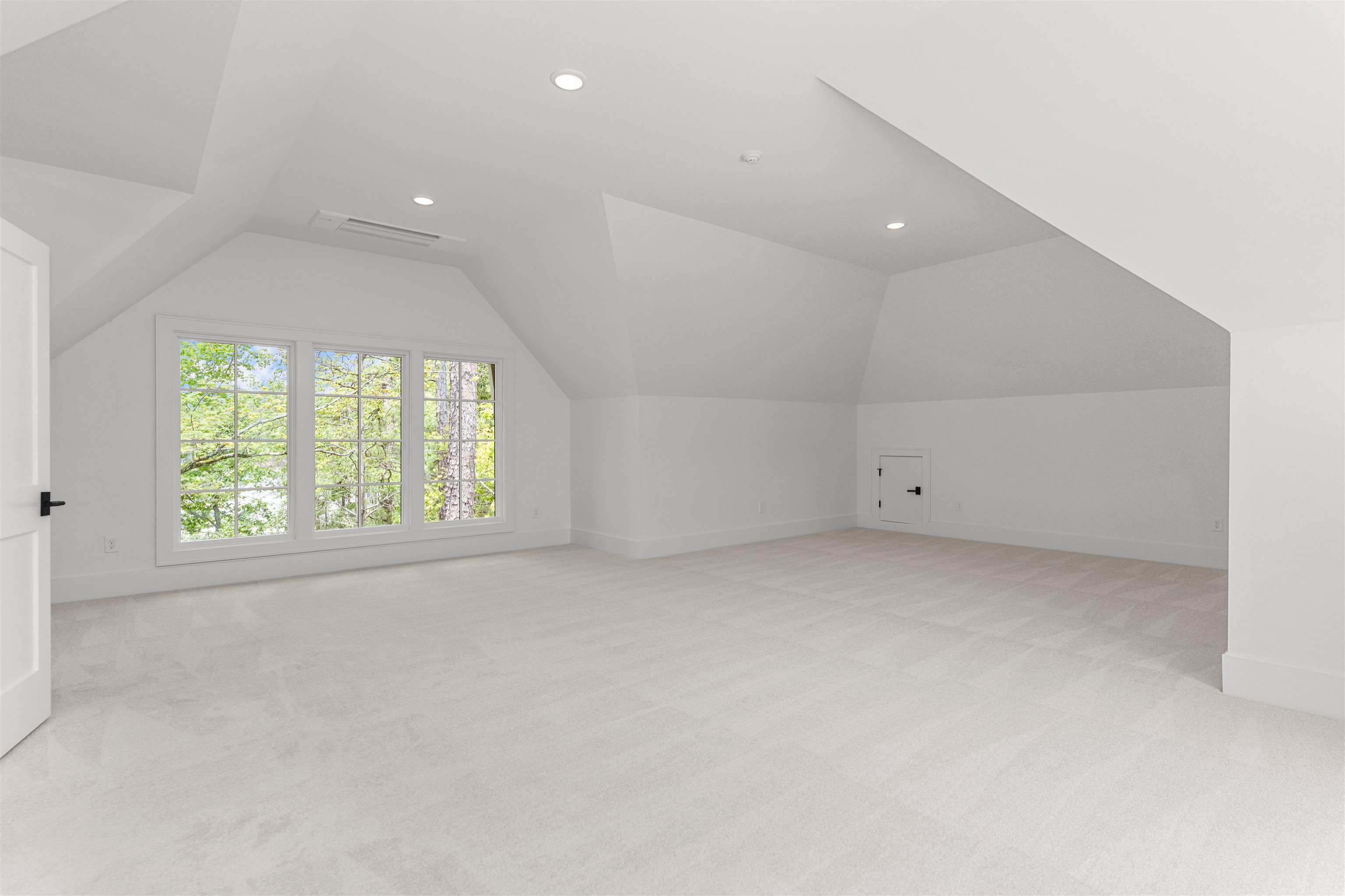 1221 BROADPOINT DRIVE image 47