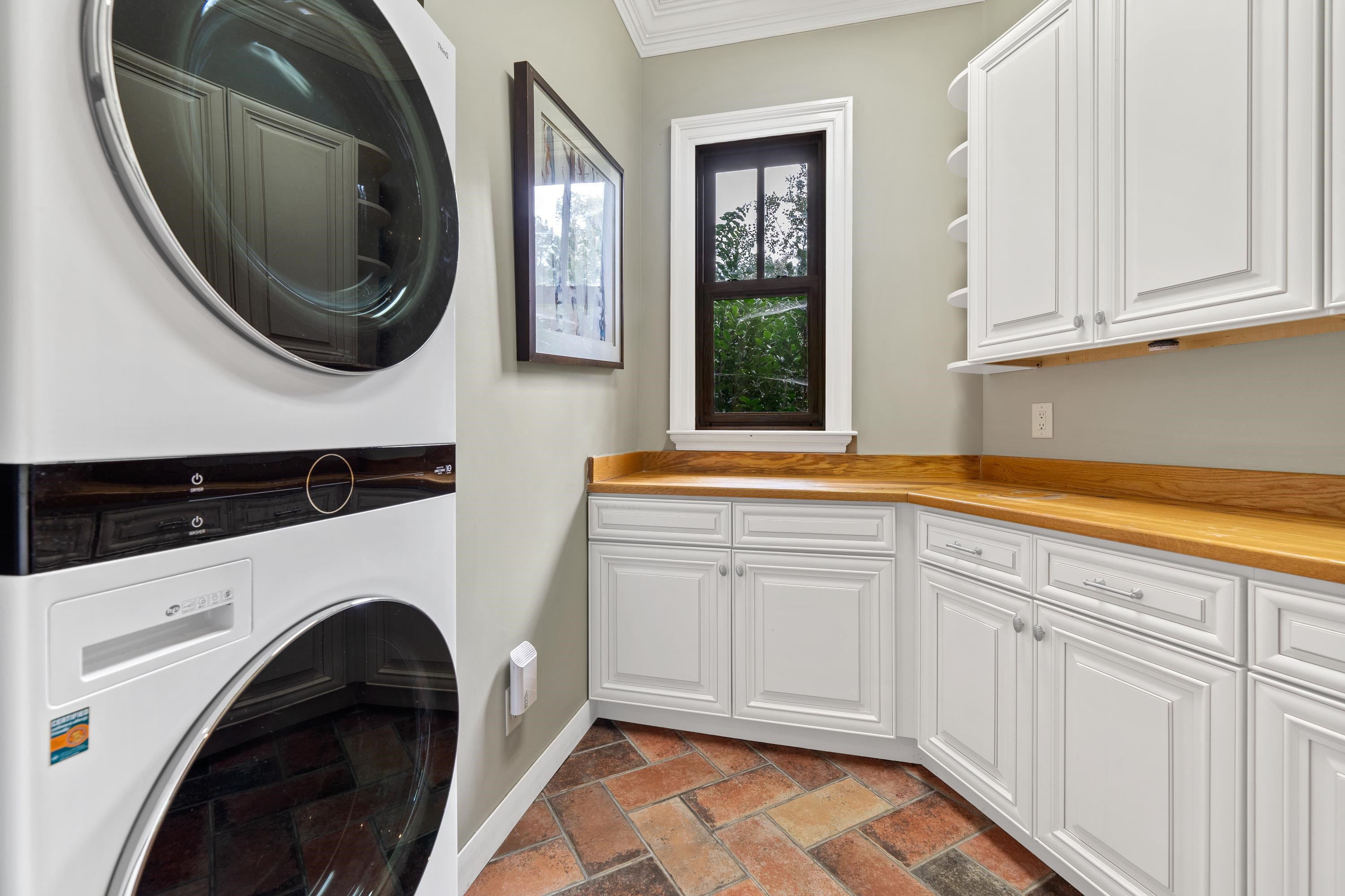 189 REYNOLDS DRIVE image 34