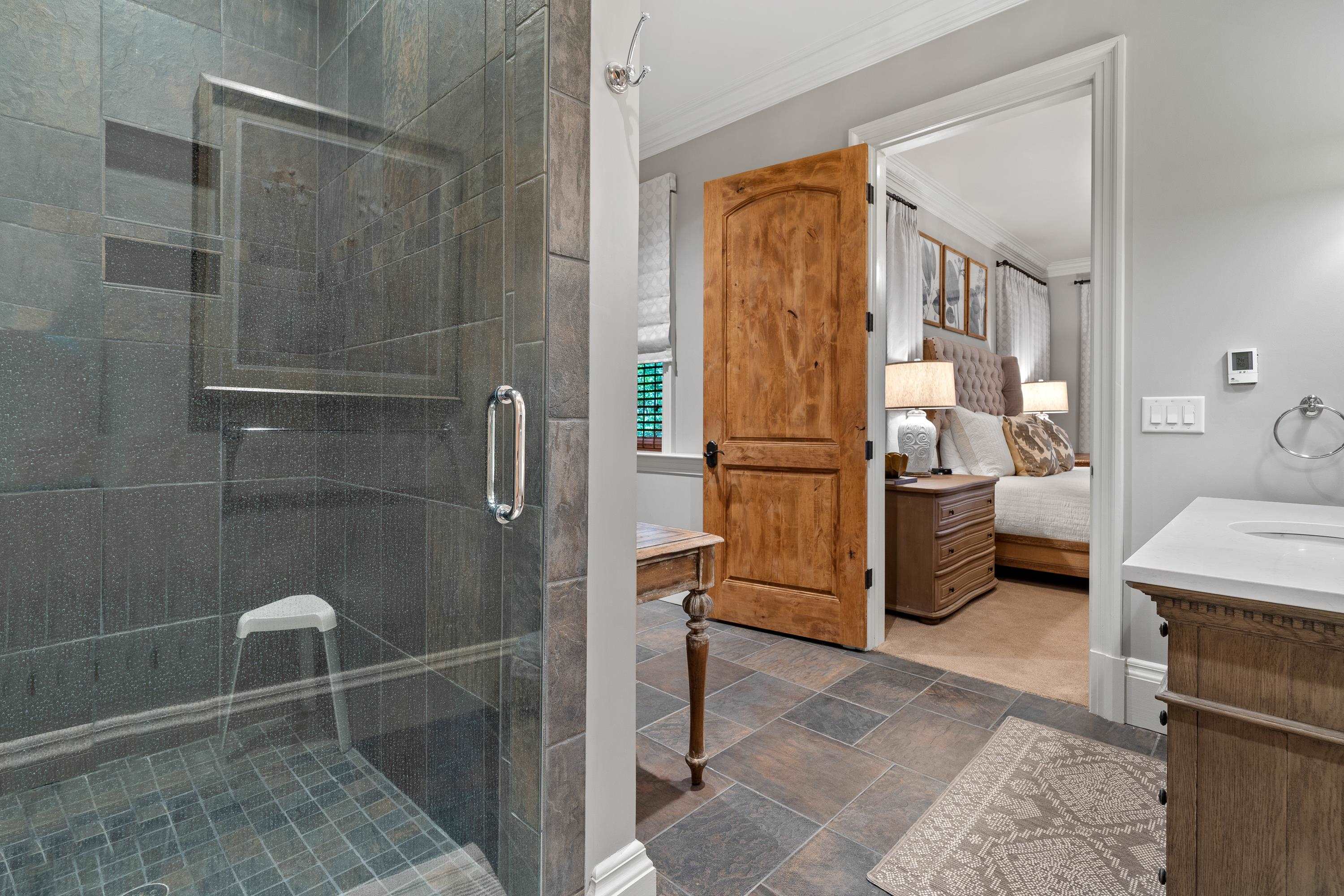 189 REYNOLDS DRIVE image 47