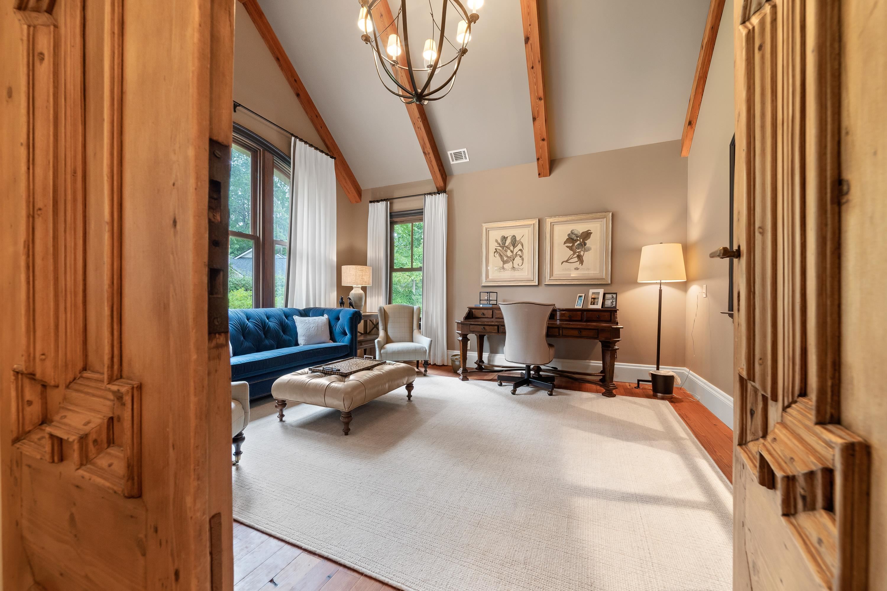 189 REYNOLDS DRIVE image 6