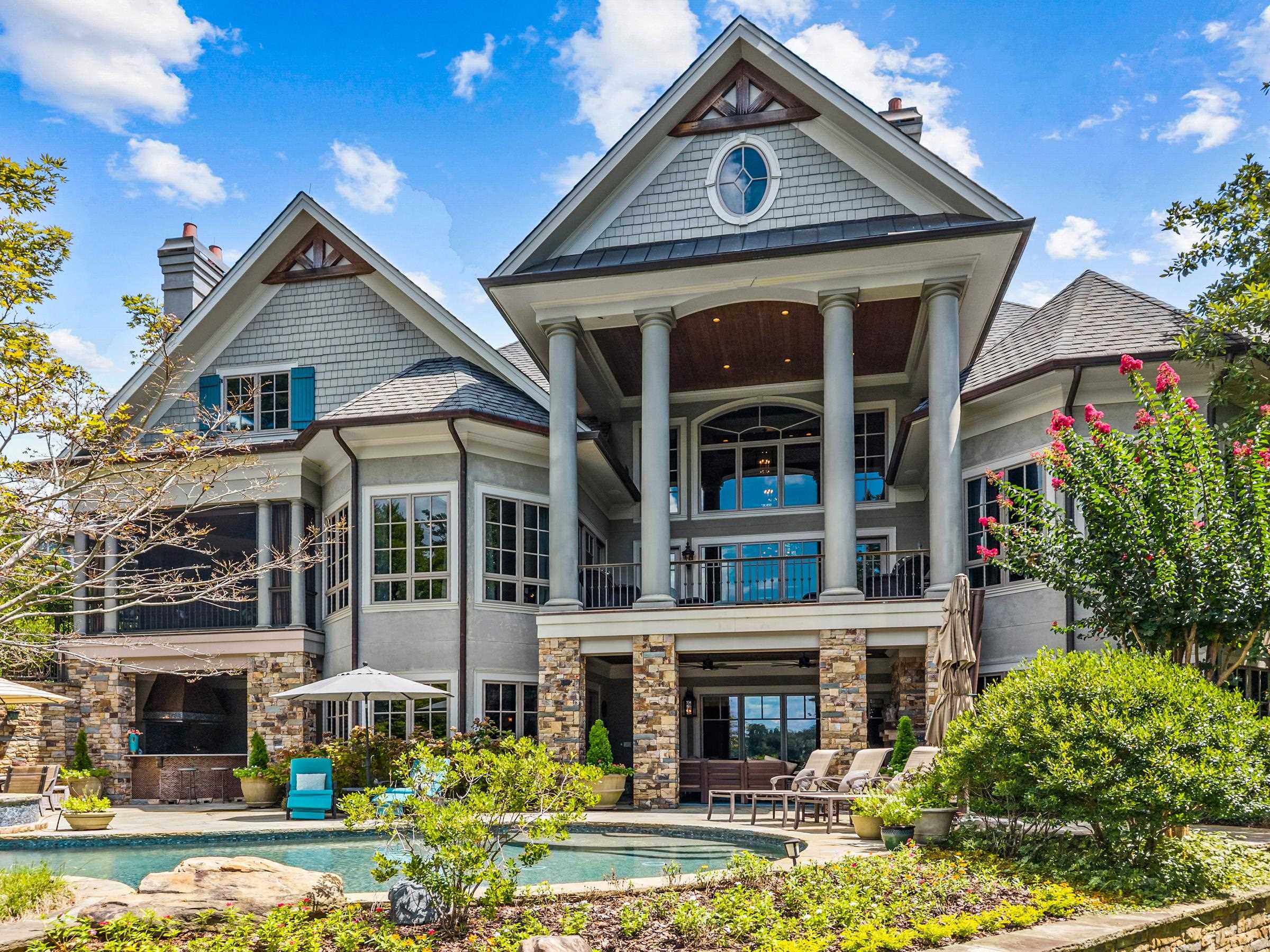 2260 SANDY FORD image 2