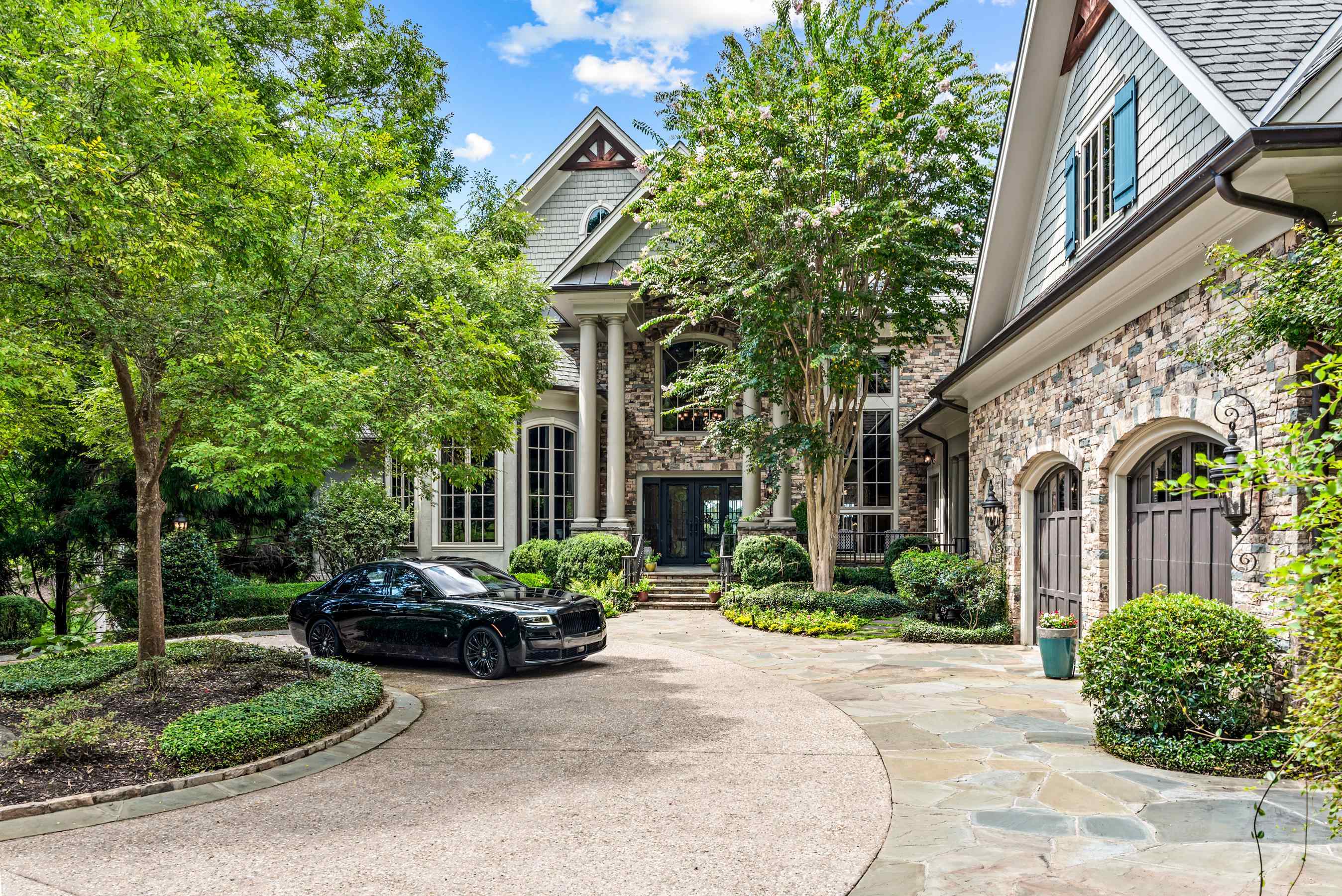 2260 SANDY FORD image 4