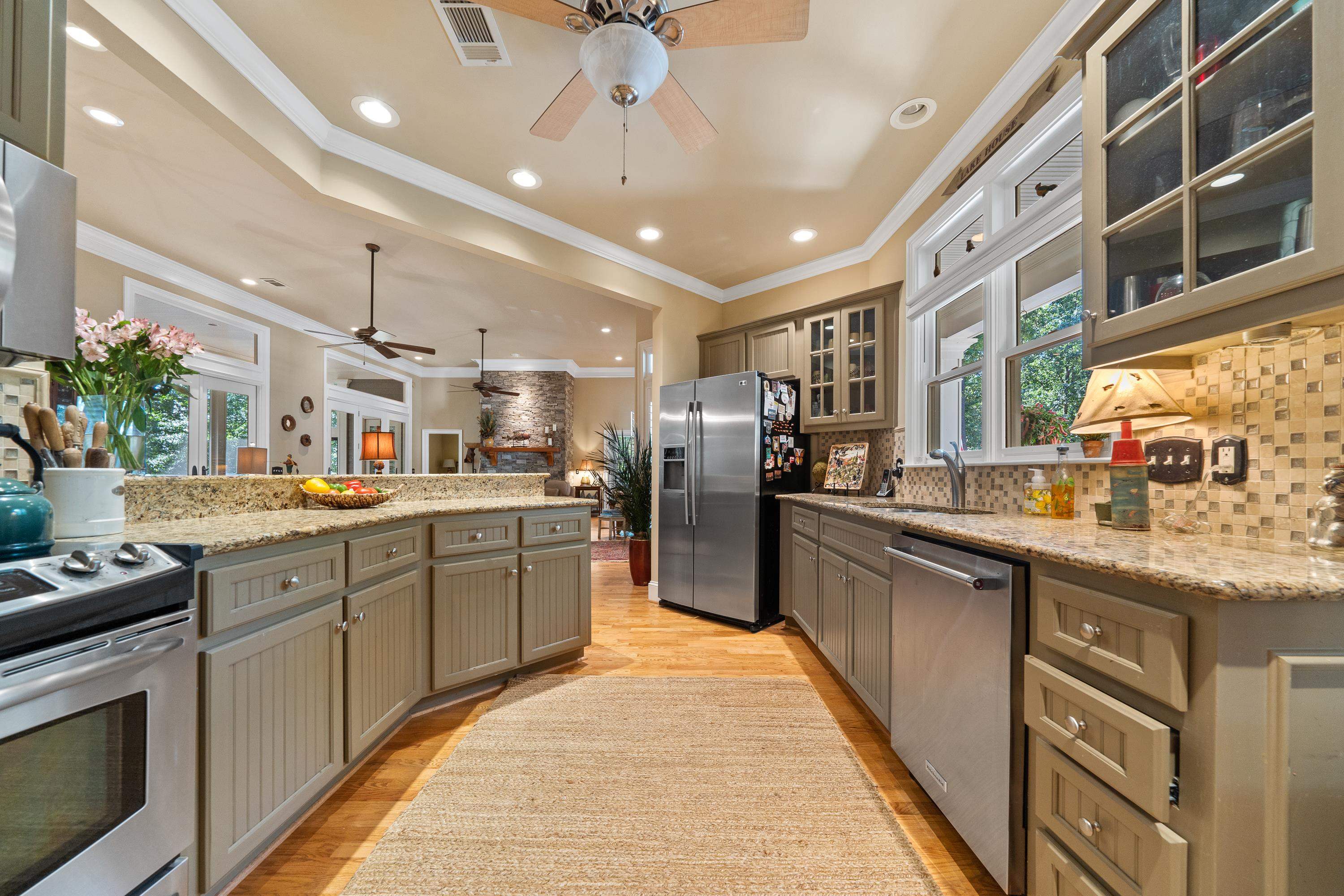 1071 EAGLEWOOD WAY image 18