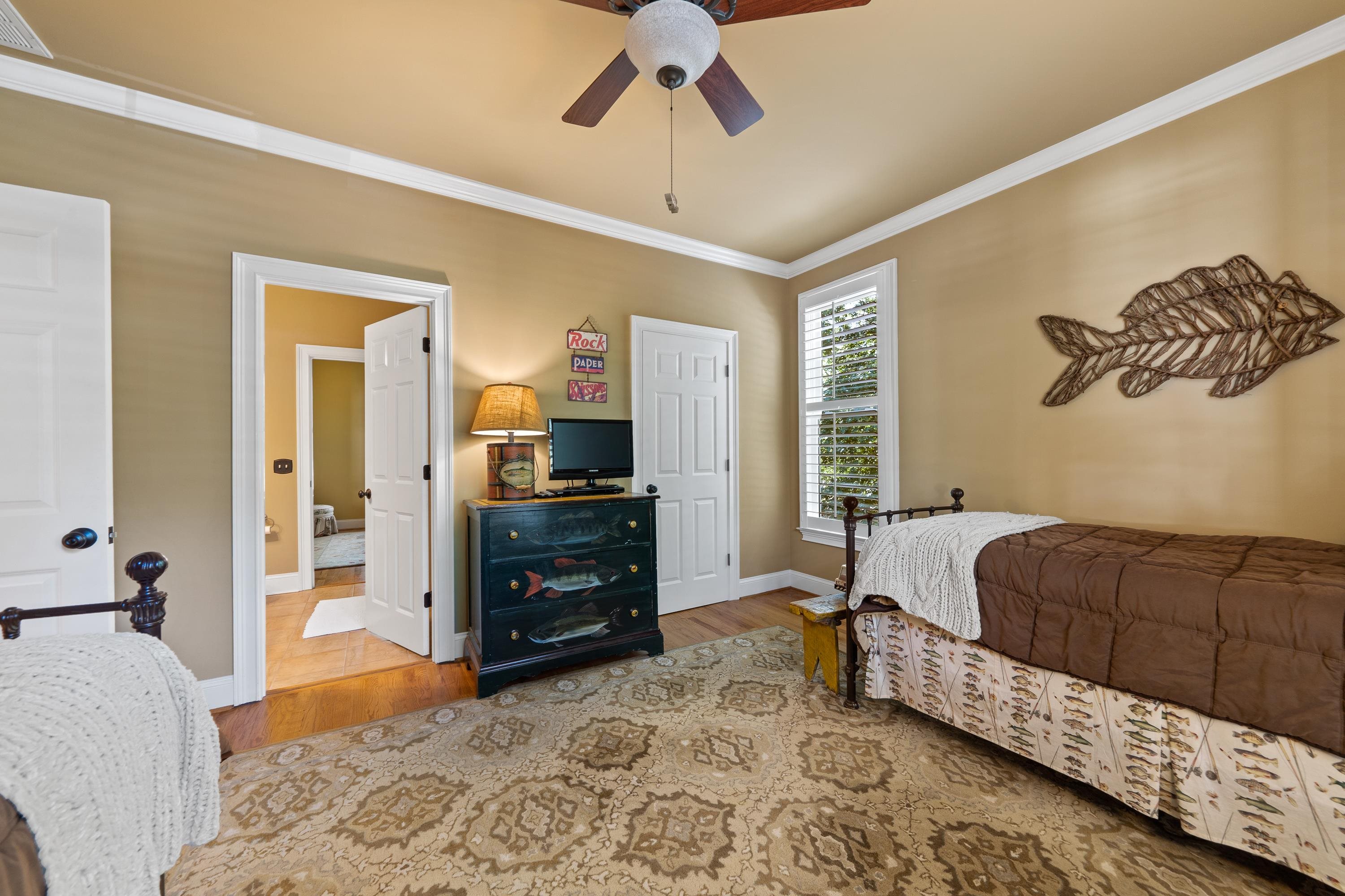 1071 EAGLEWOOD WAY image 32