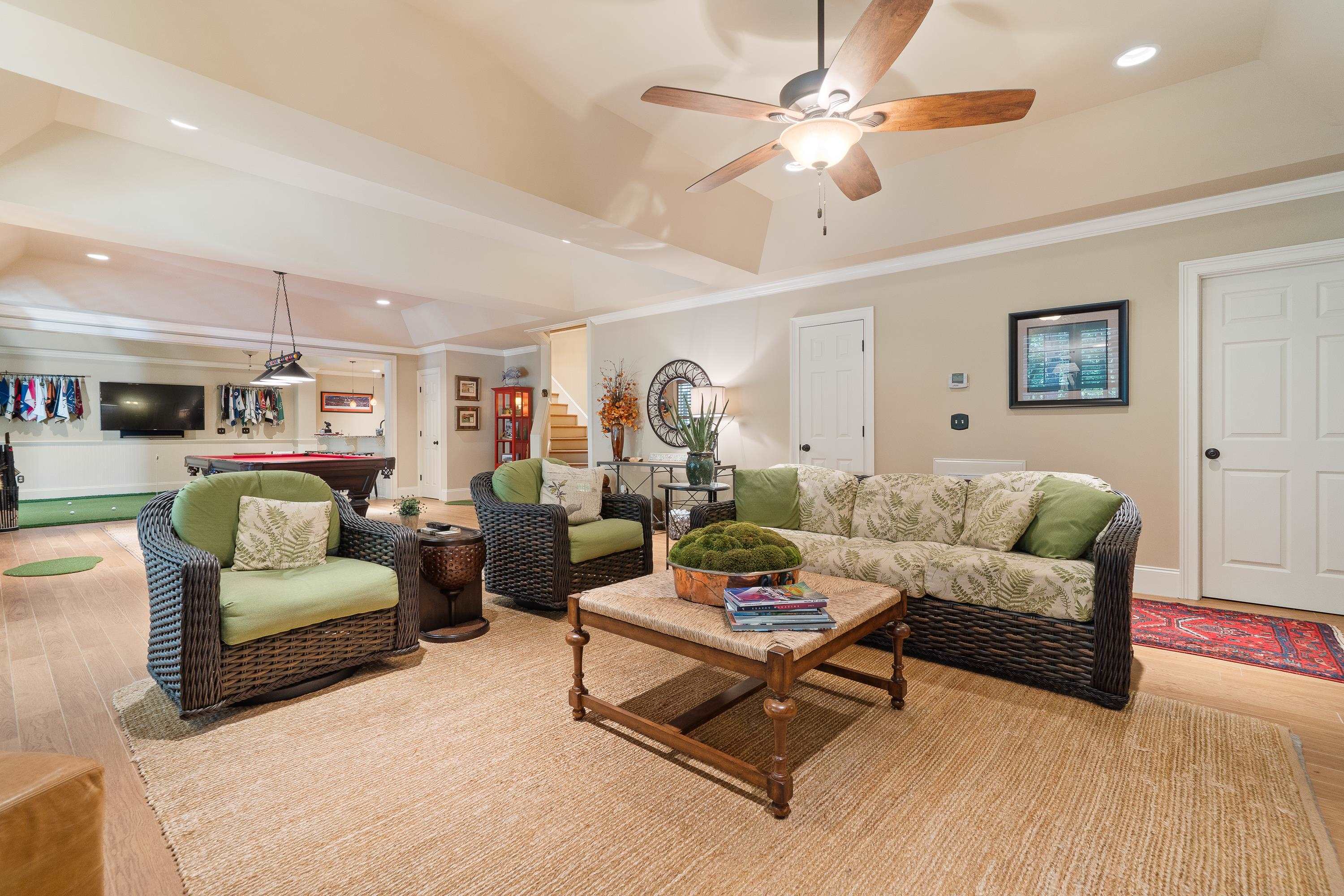 1071 EAGLEWOOD WAY image 42