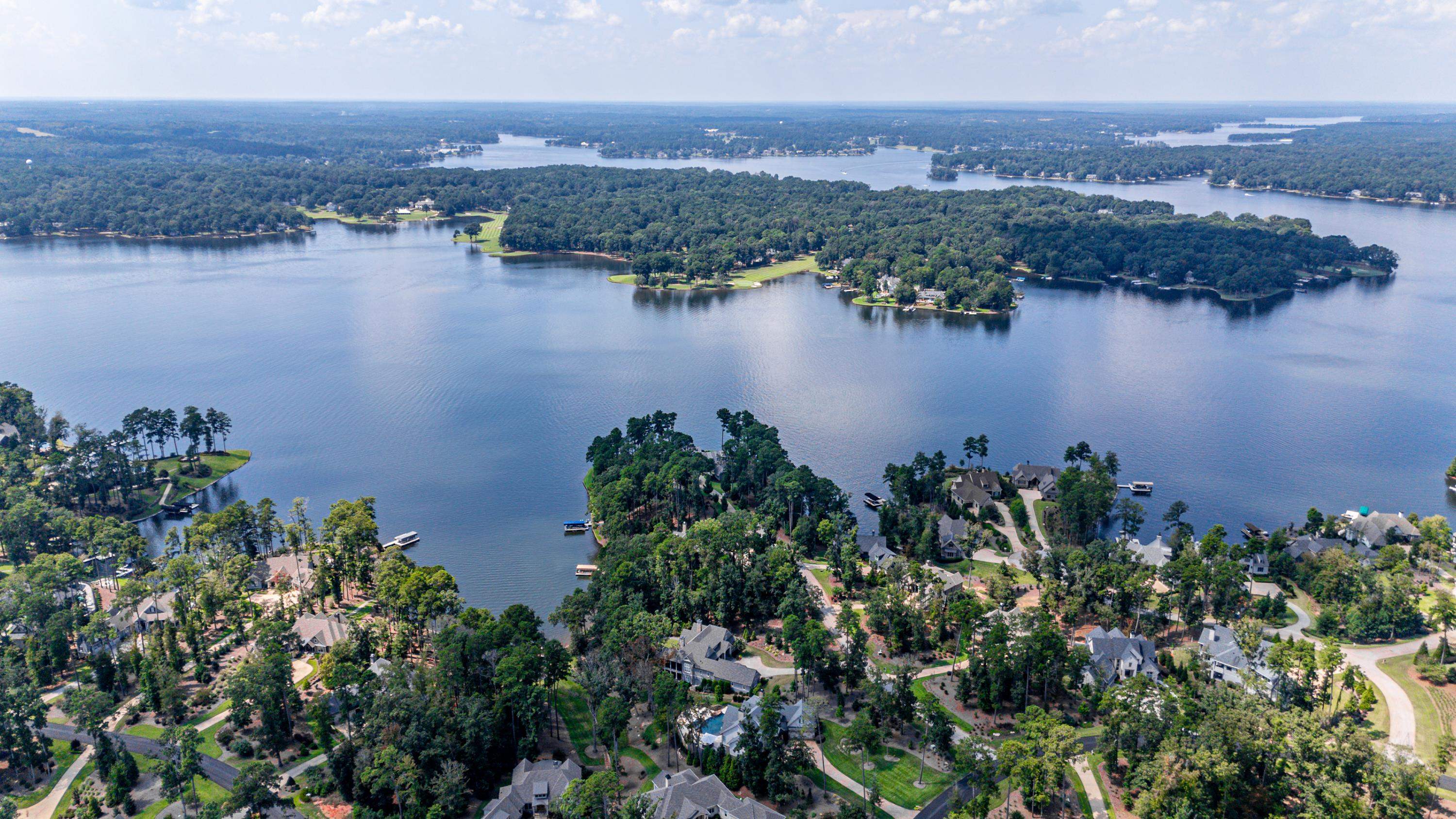 1030 Broadview Point image 17