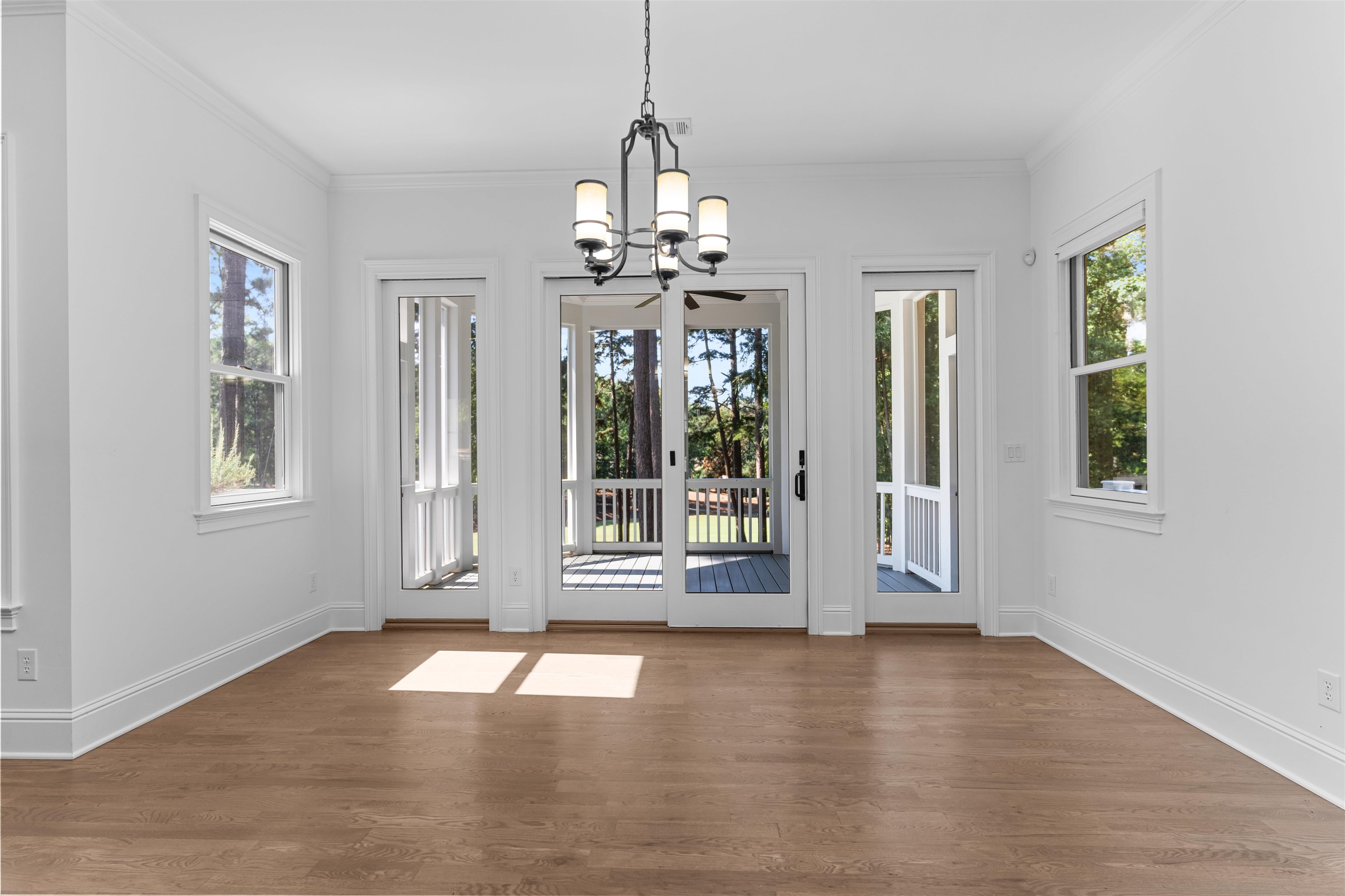 1011 RIDGE TERRACE image 25