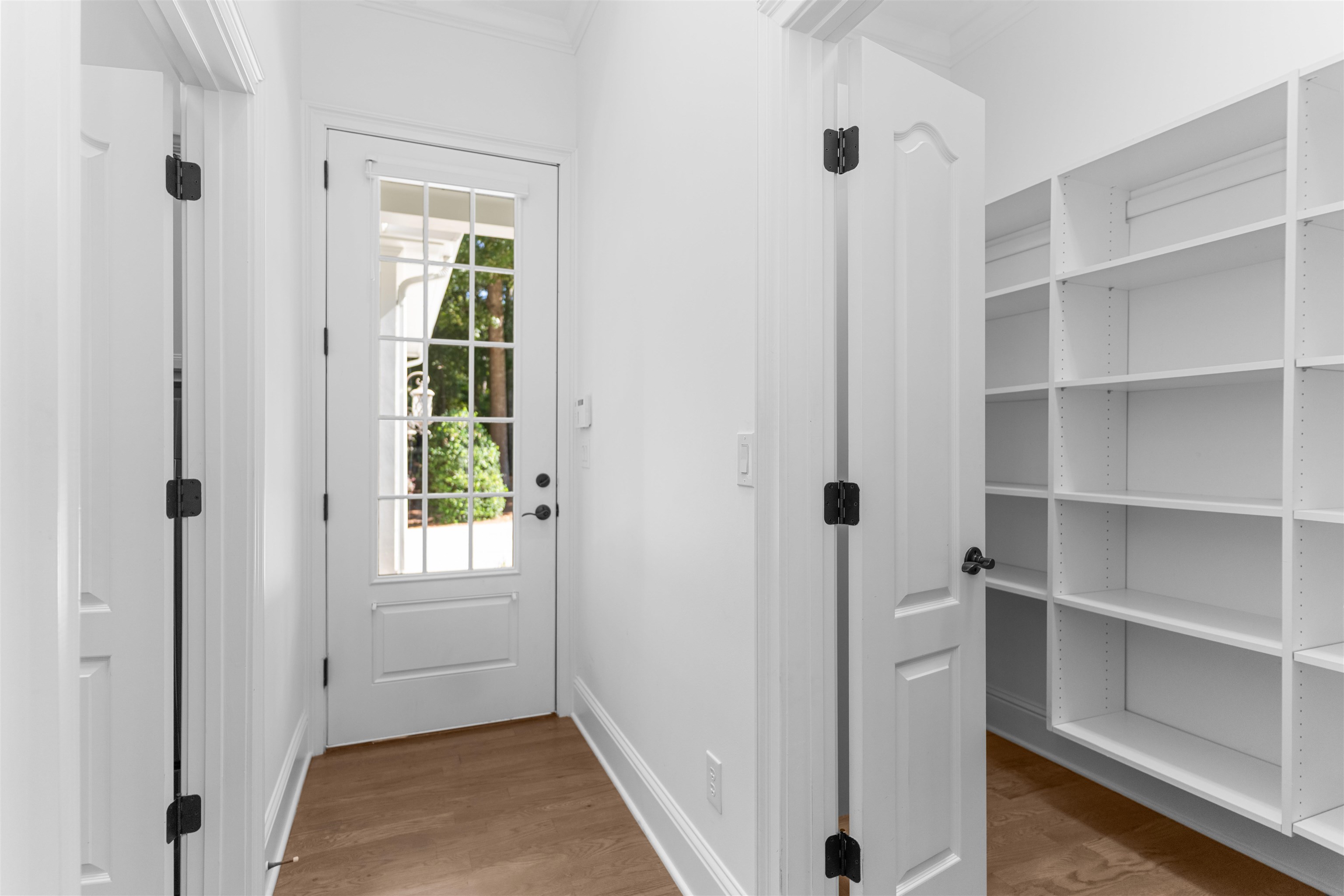 1011 RIDGE TERRACE image 31