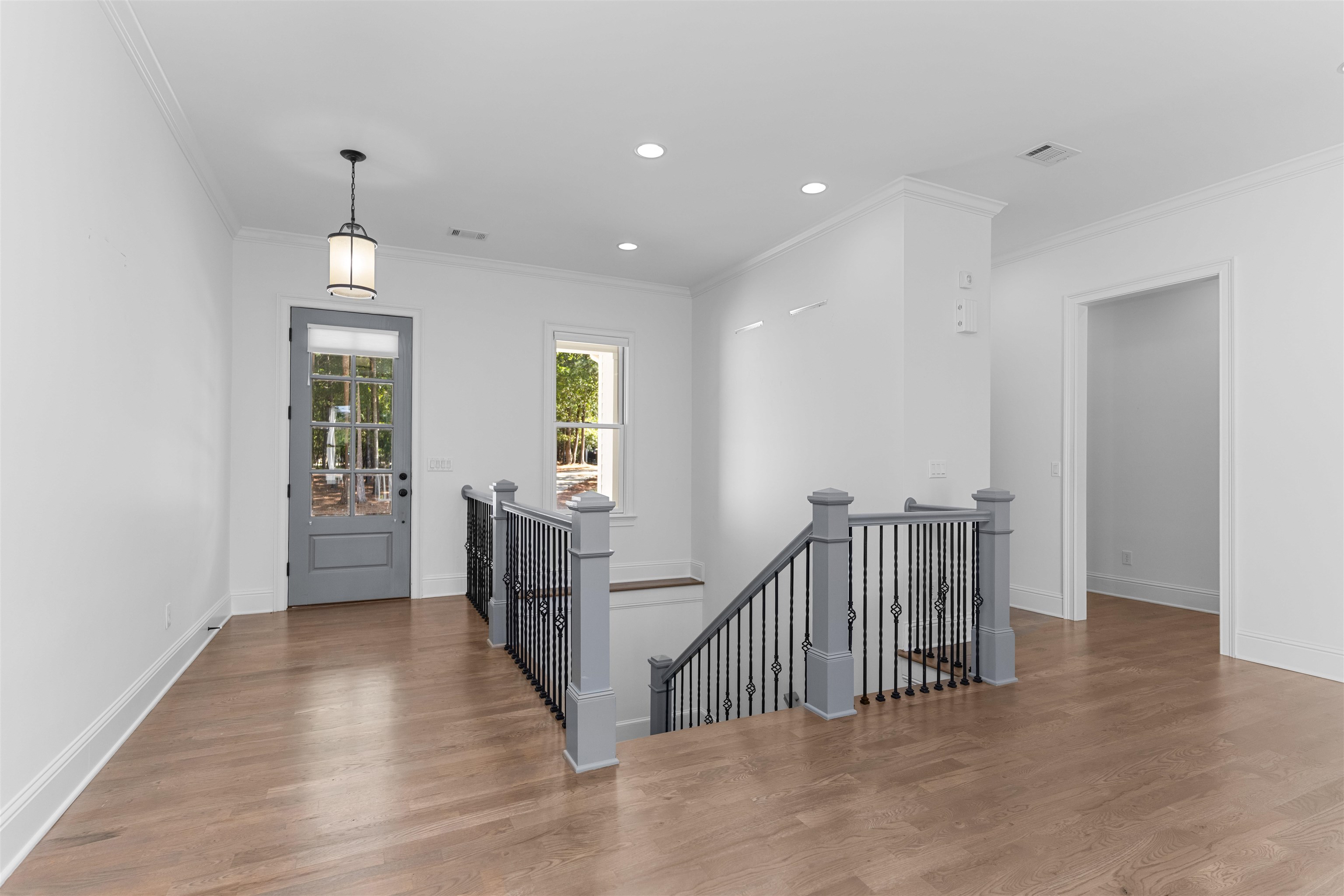 1011 RIDGE TERRACE image 34