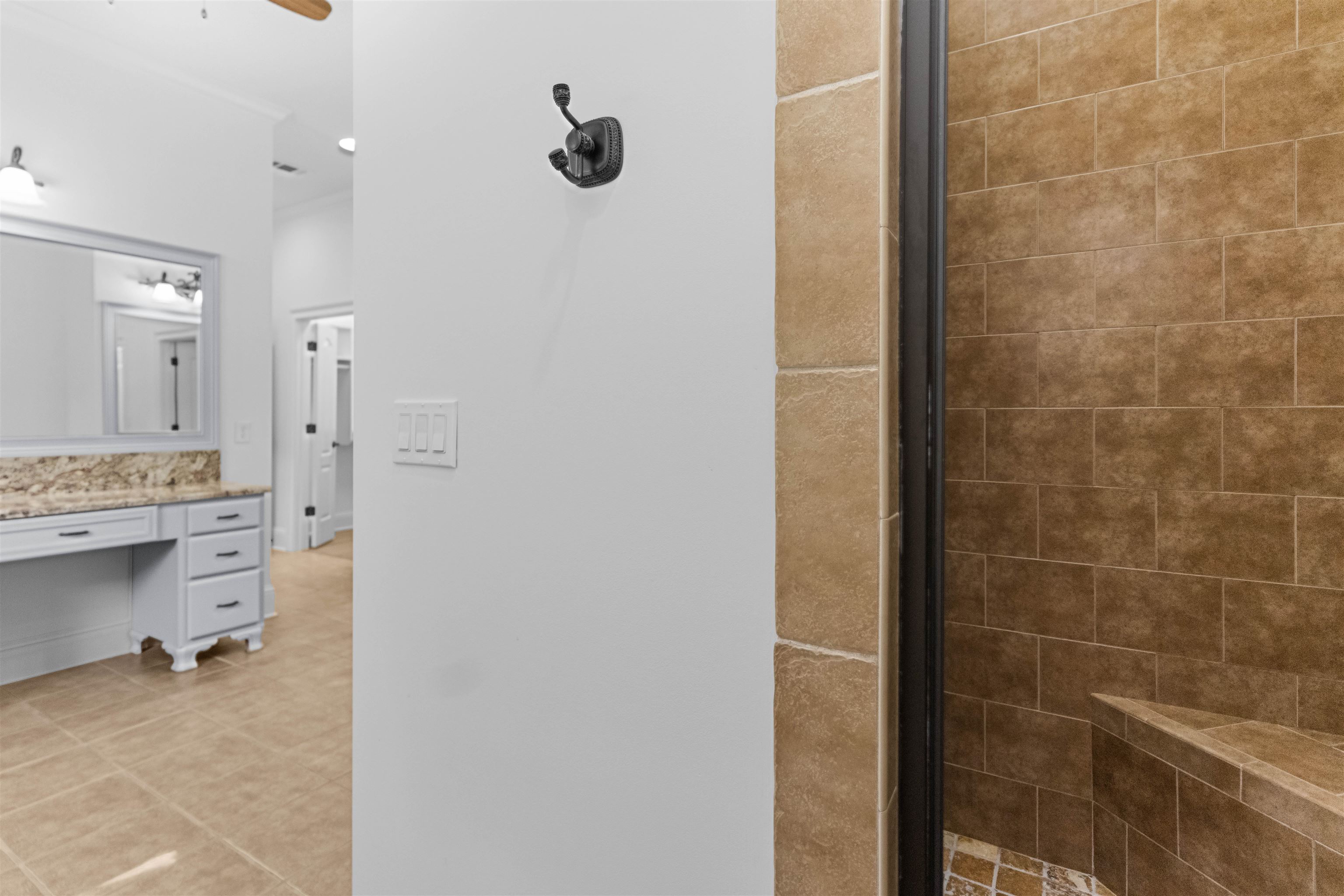 1011 RIDGE TERRACE image 41