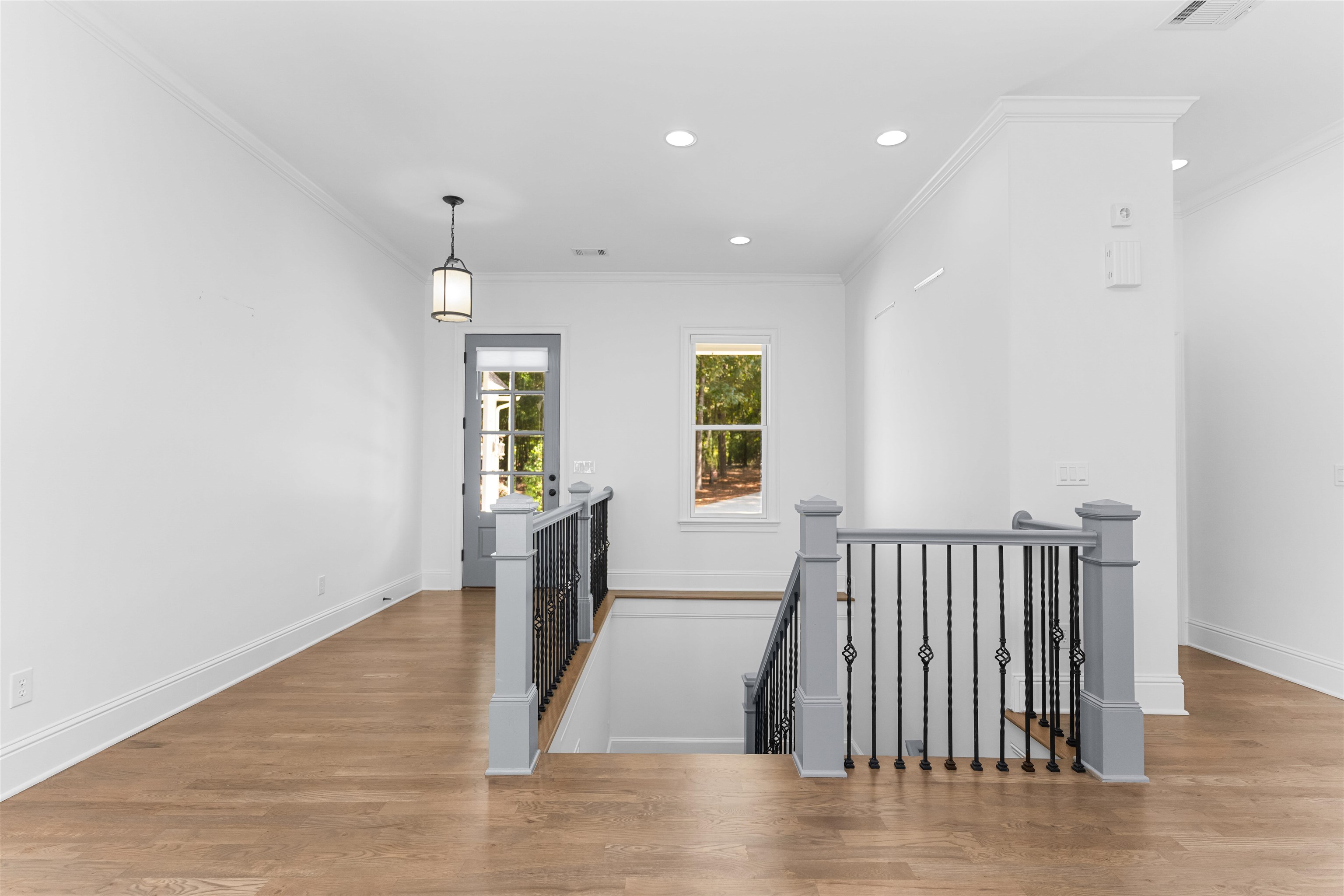 1011 RIDGE TERRACE image 48