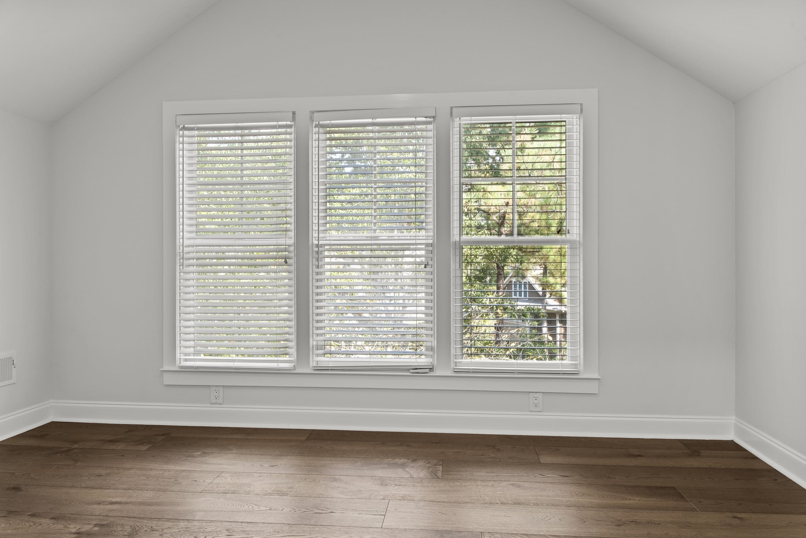 1030 F TAILWATER image 30