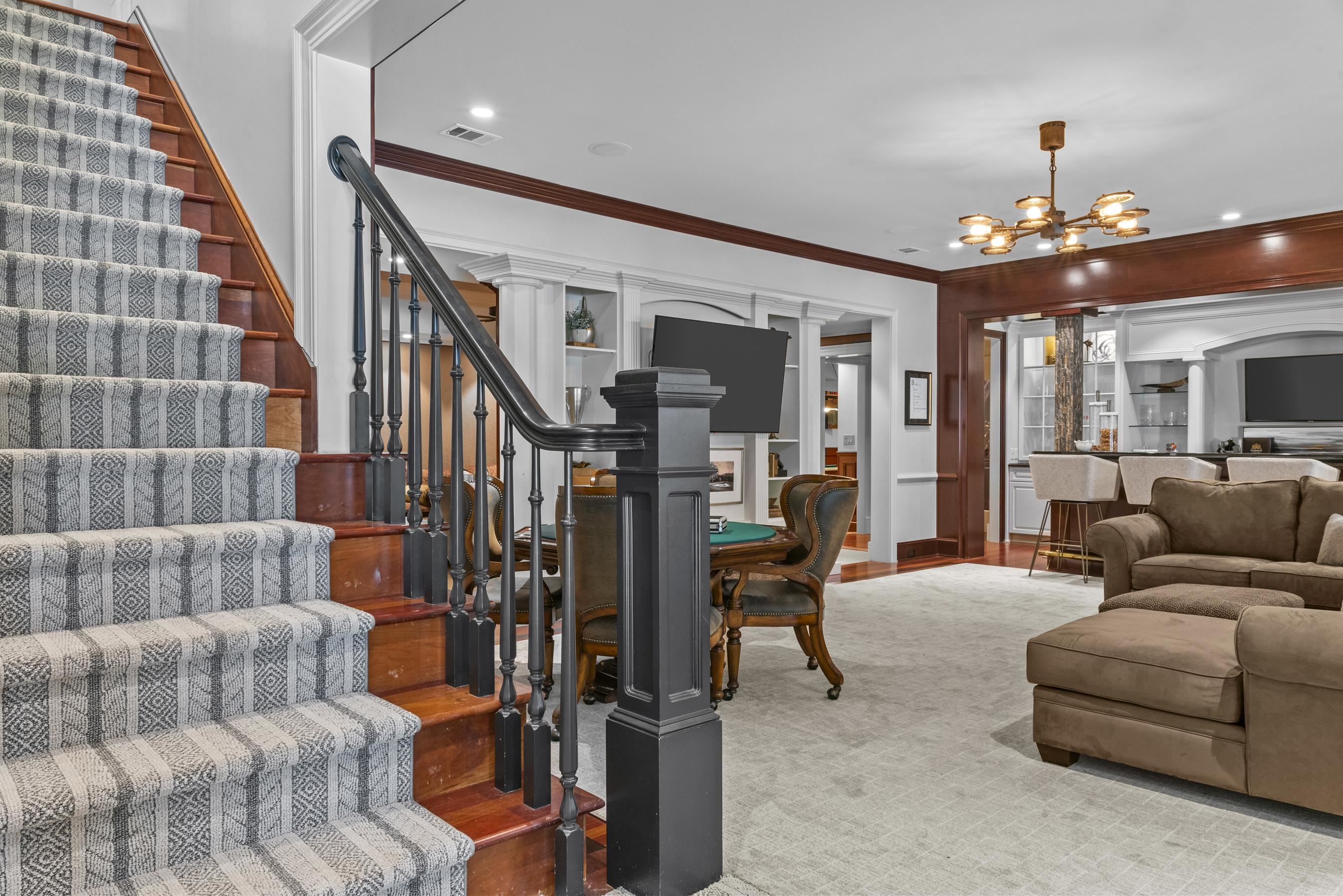 1010 CALLAHANS RIDGE image 42