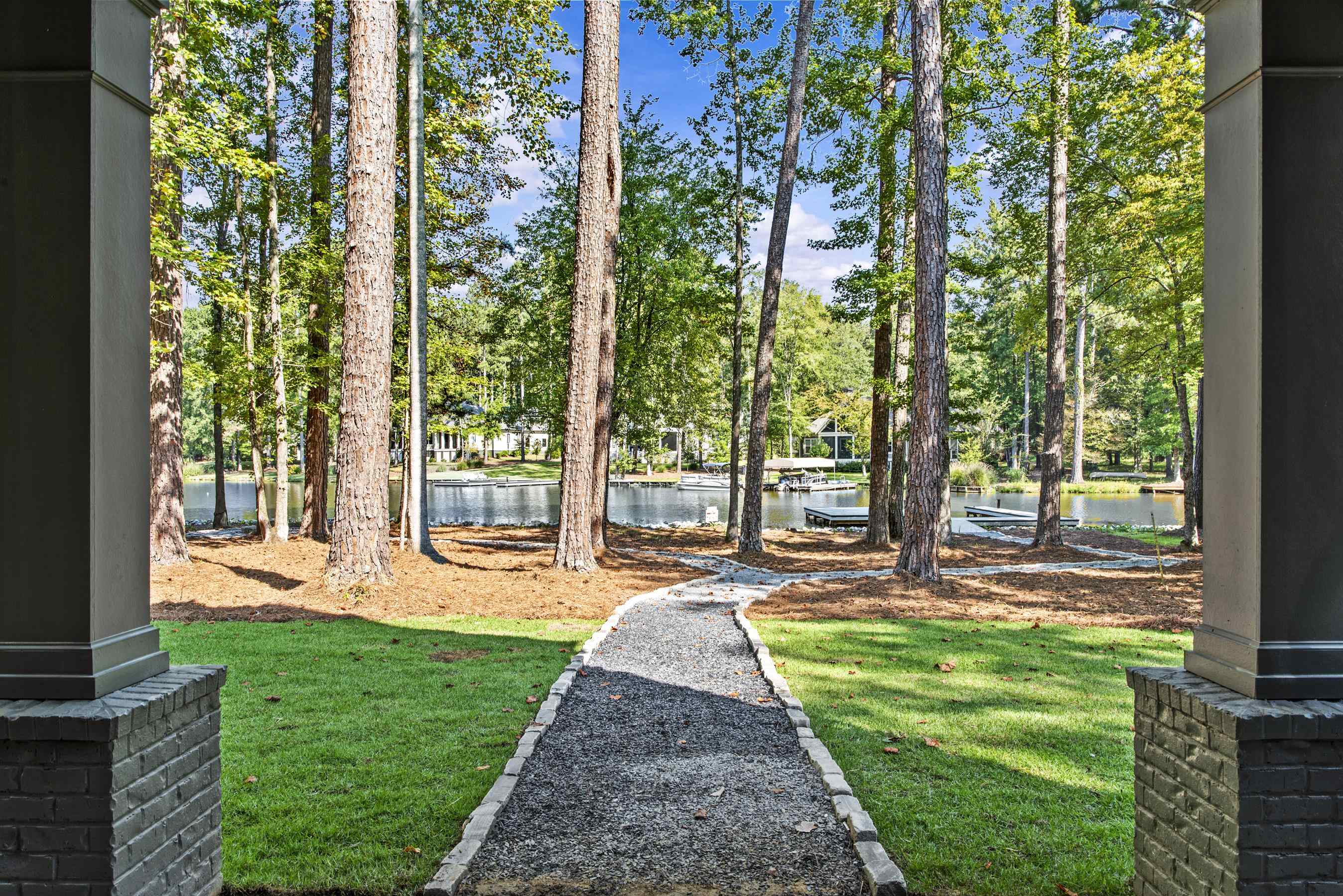 1281 SNUG HARBOR DRIVE image 4