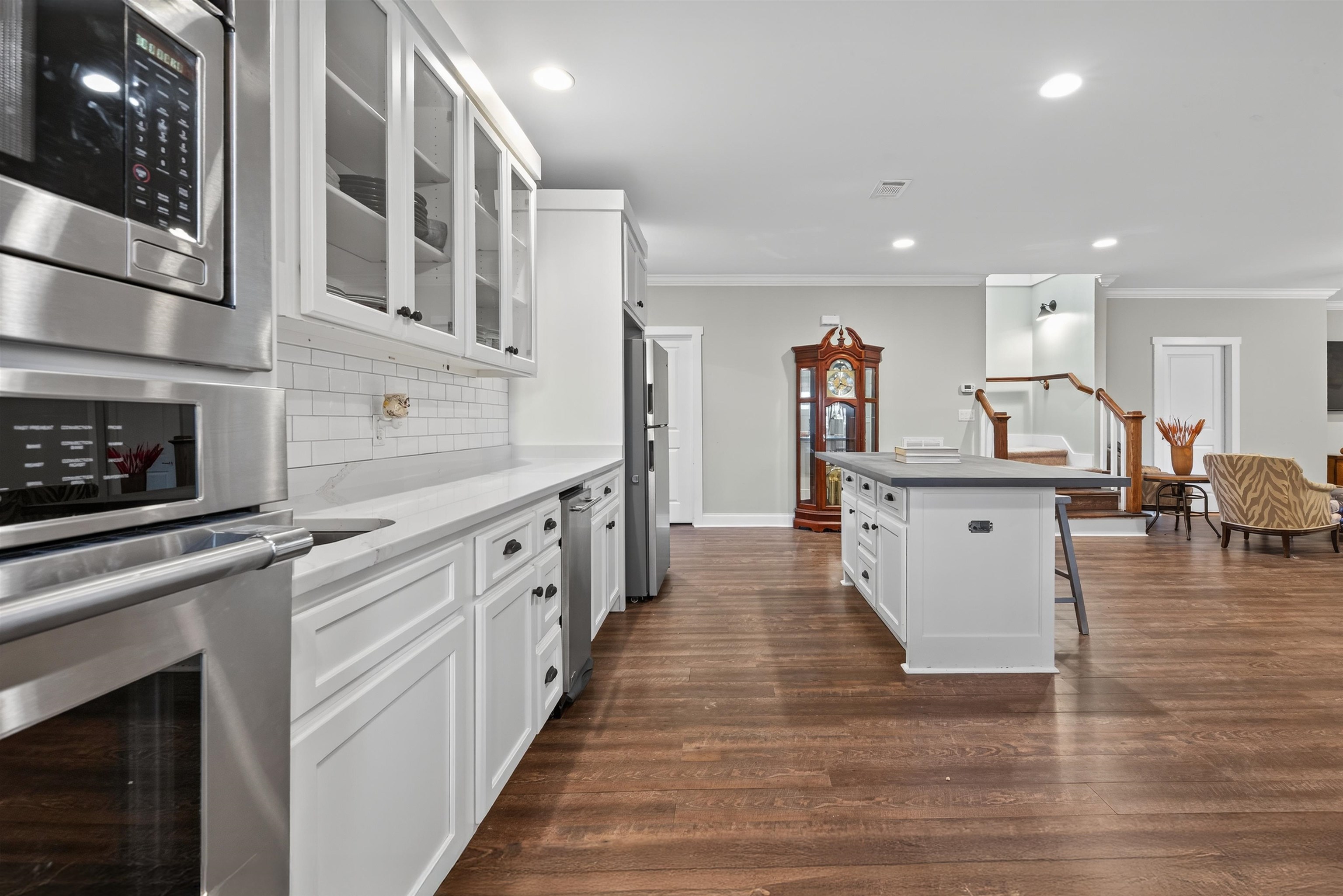 1021 EMERALD VIEW DRIVE image 40