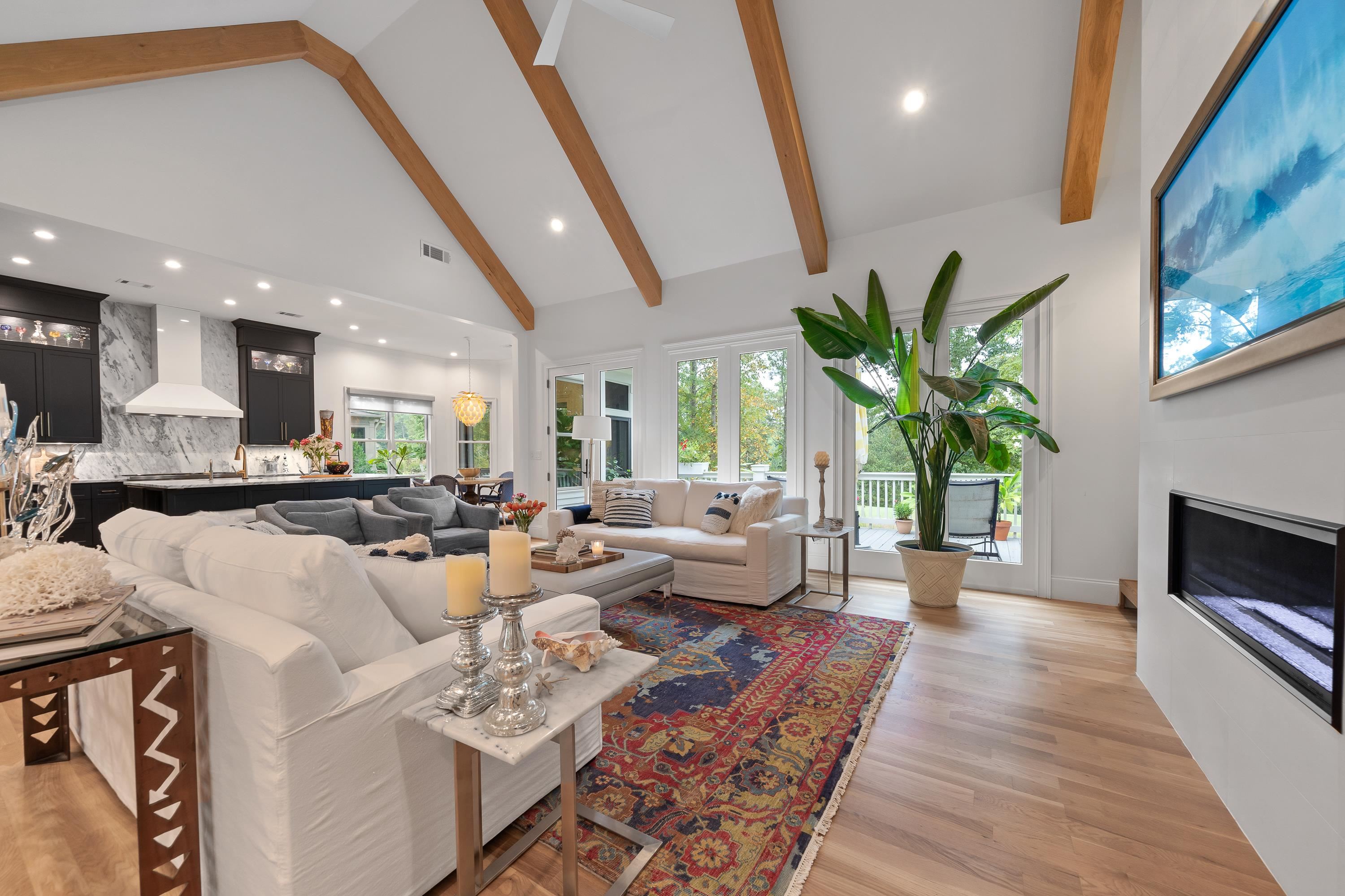 1090 CURTRIGHT PLACE image 11