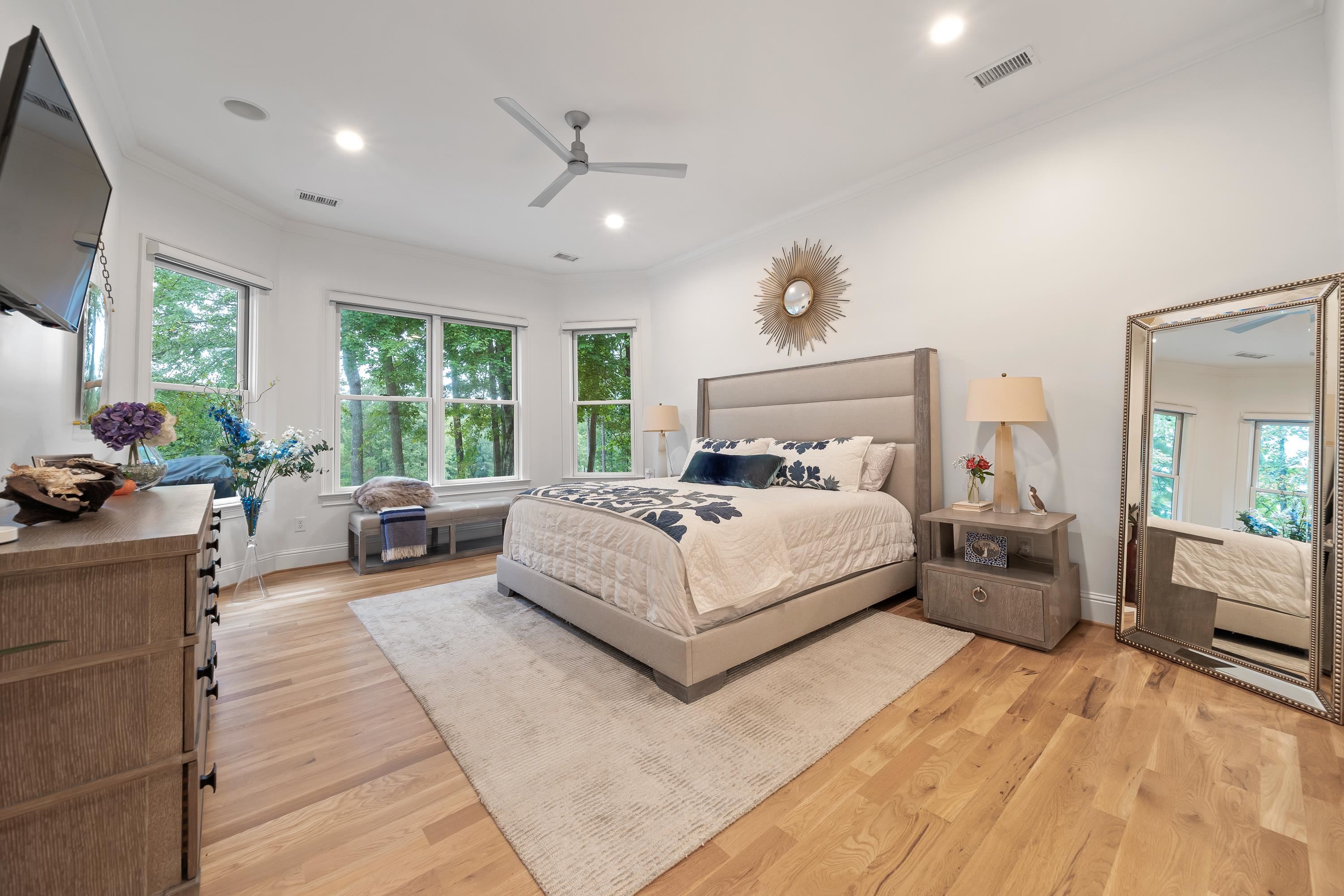 1090 CURTRIGHT PLACE image 23