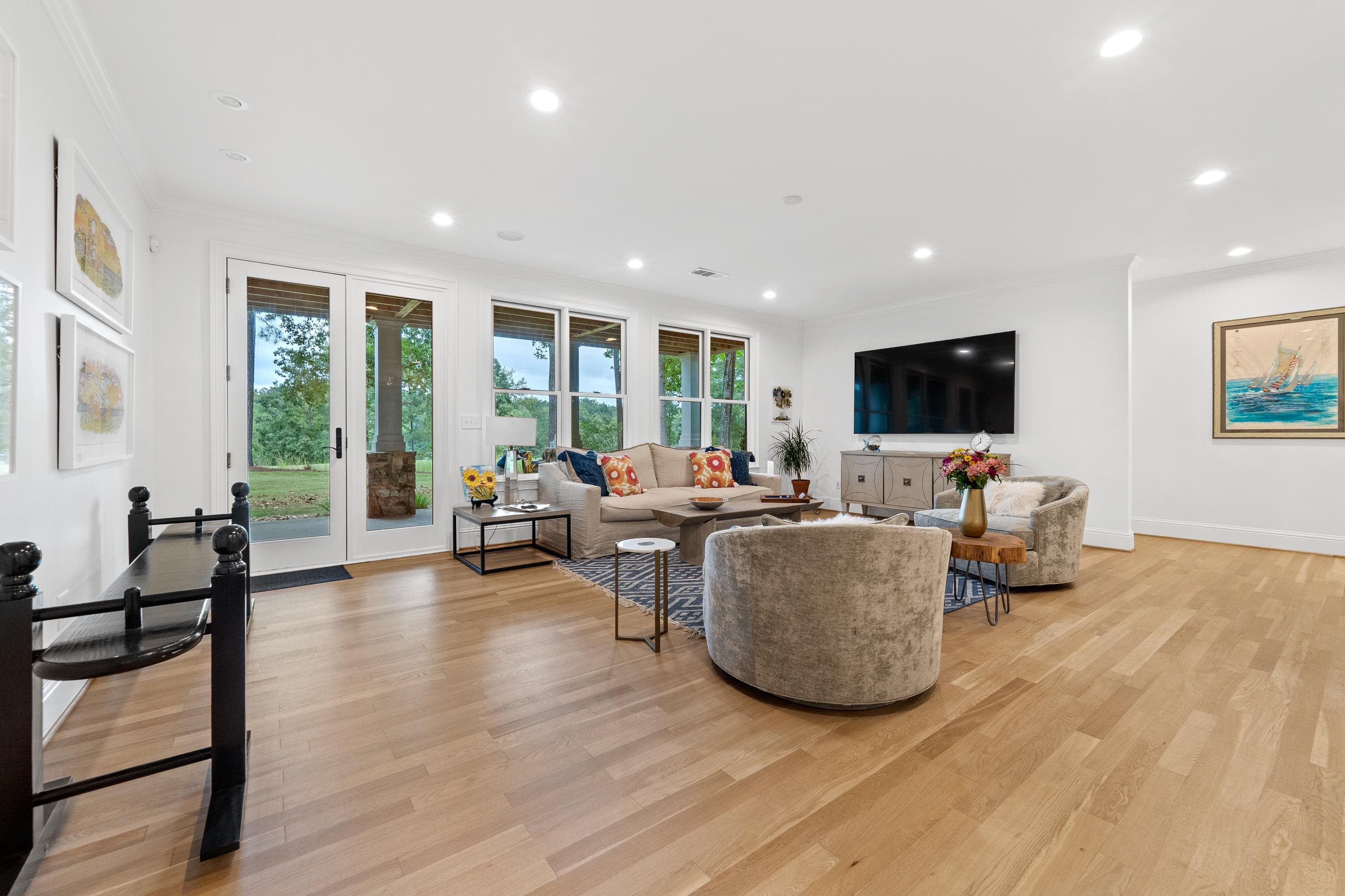 1090 CURTRIGHT PLACE image 37