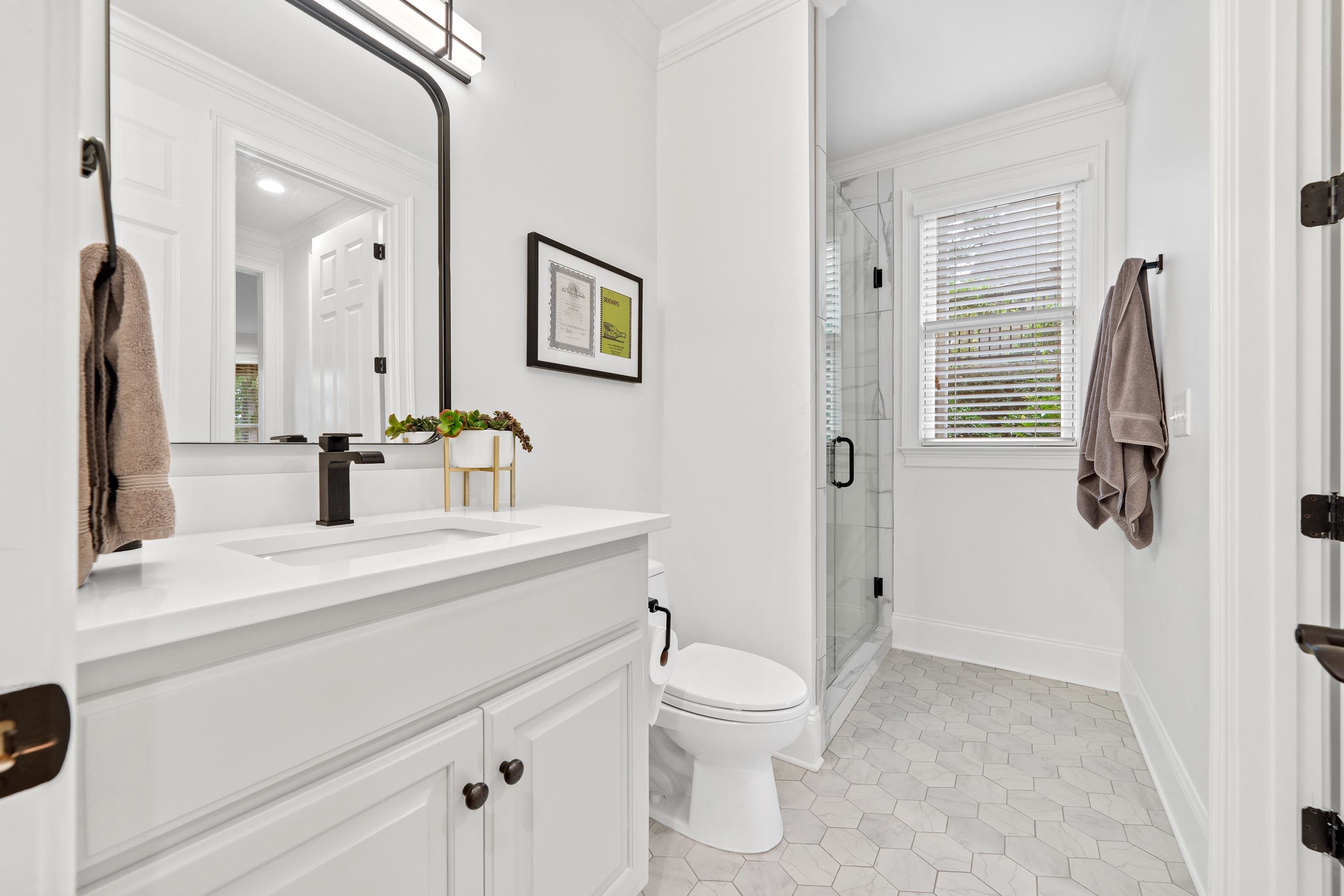 1090 CURTRIGHT PLACE image 45