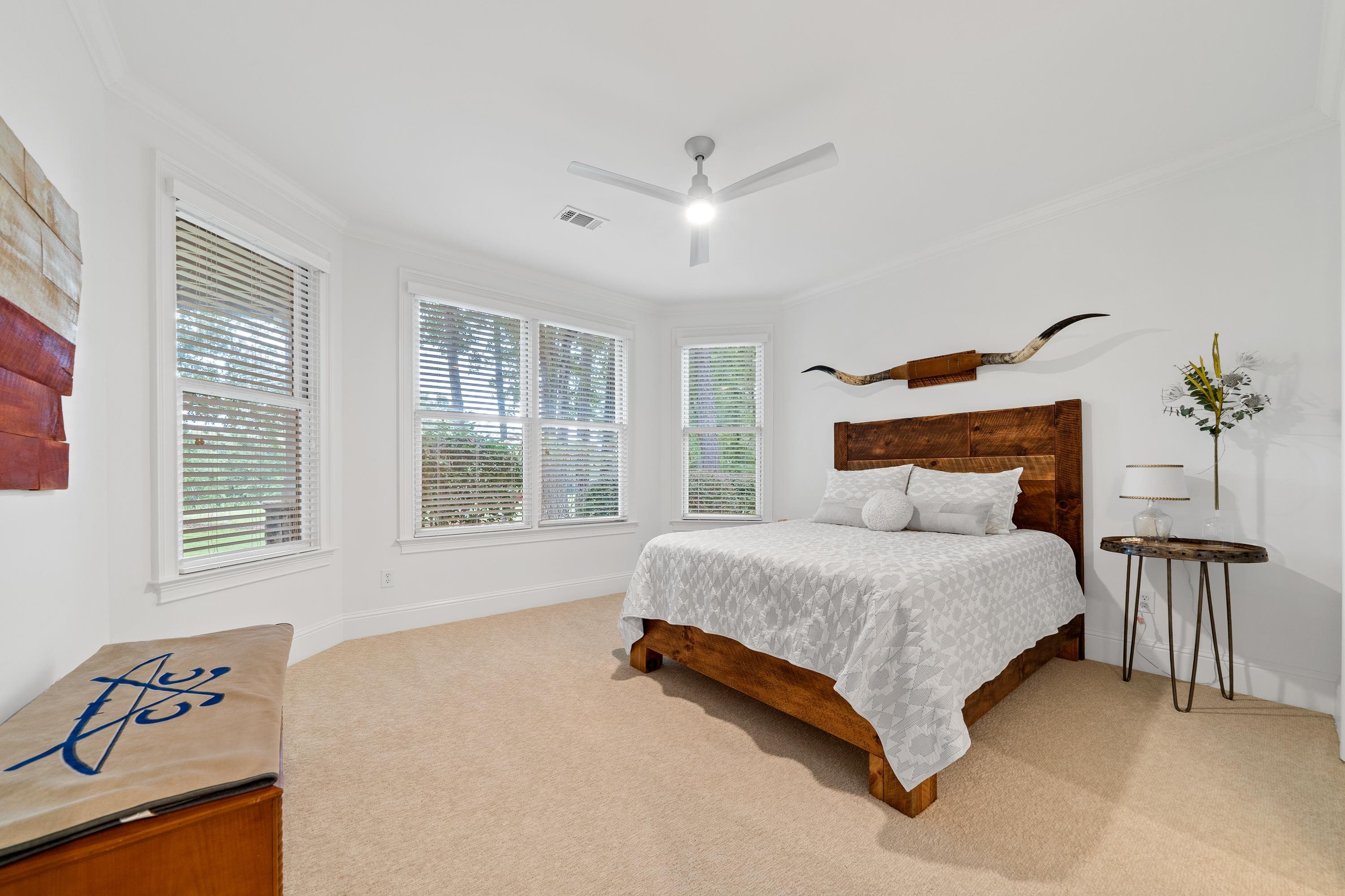 1090 CURTRIGHT PLACE image 49