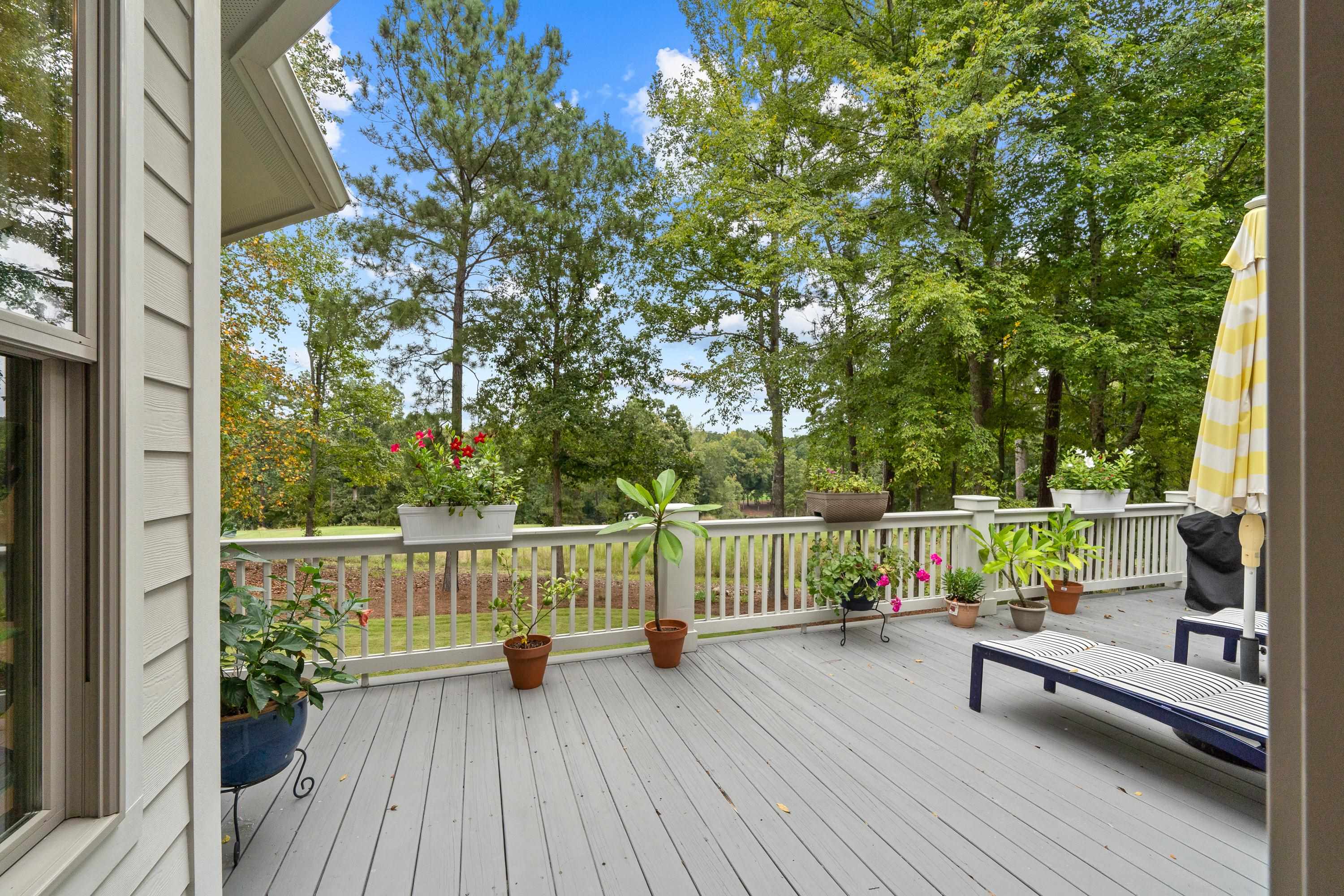 1090 CURTRIGHT PLACE image 57