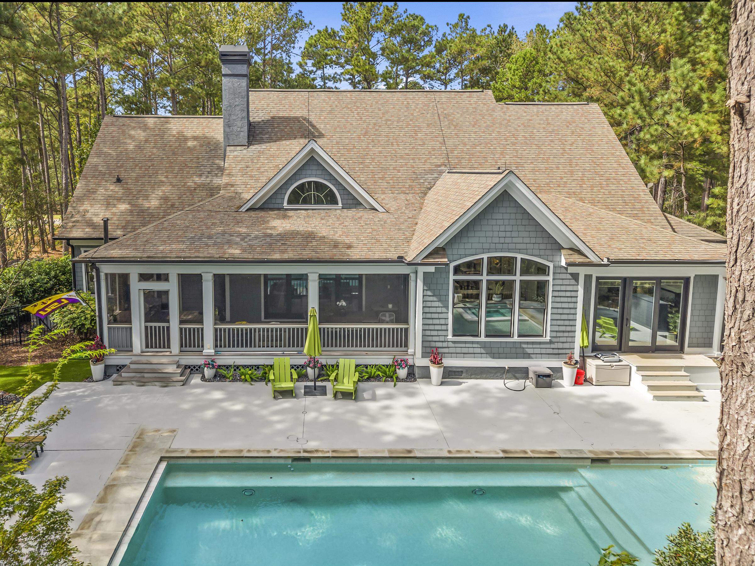 1051 ARMORS FORD image 33