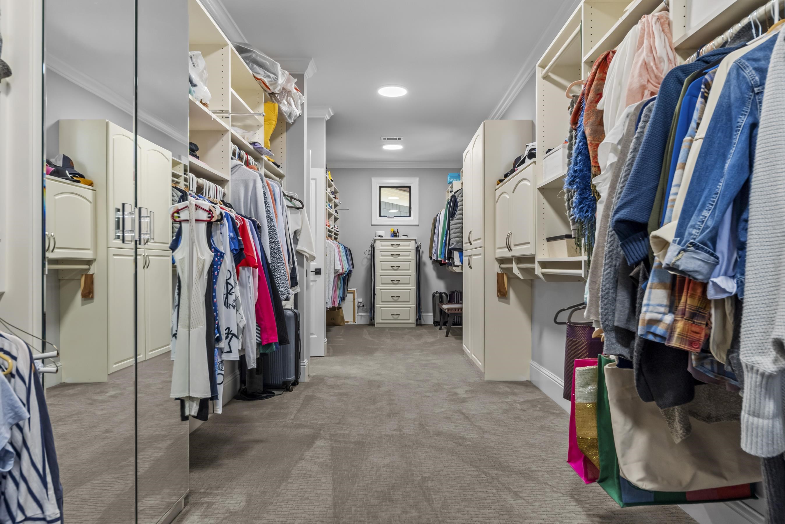 1051 ARMORS FORD image 44