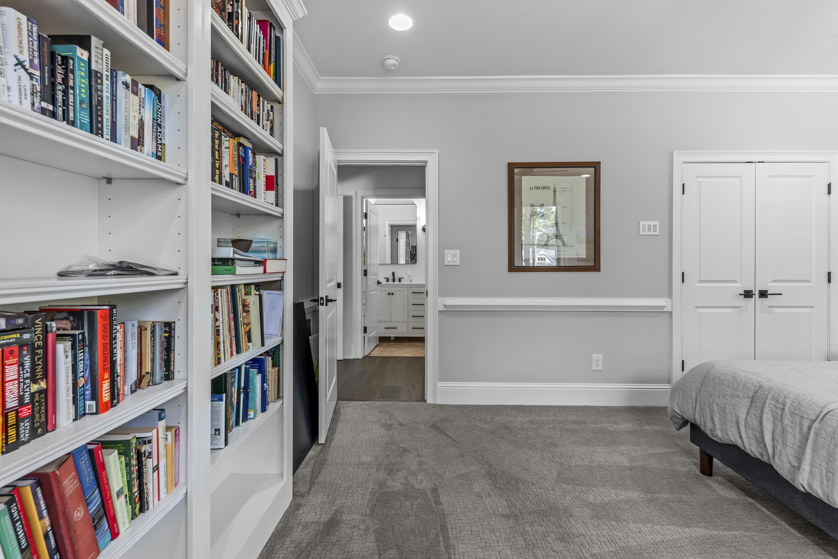 1051 ARMORS FORD image 54