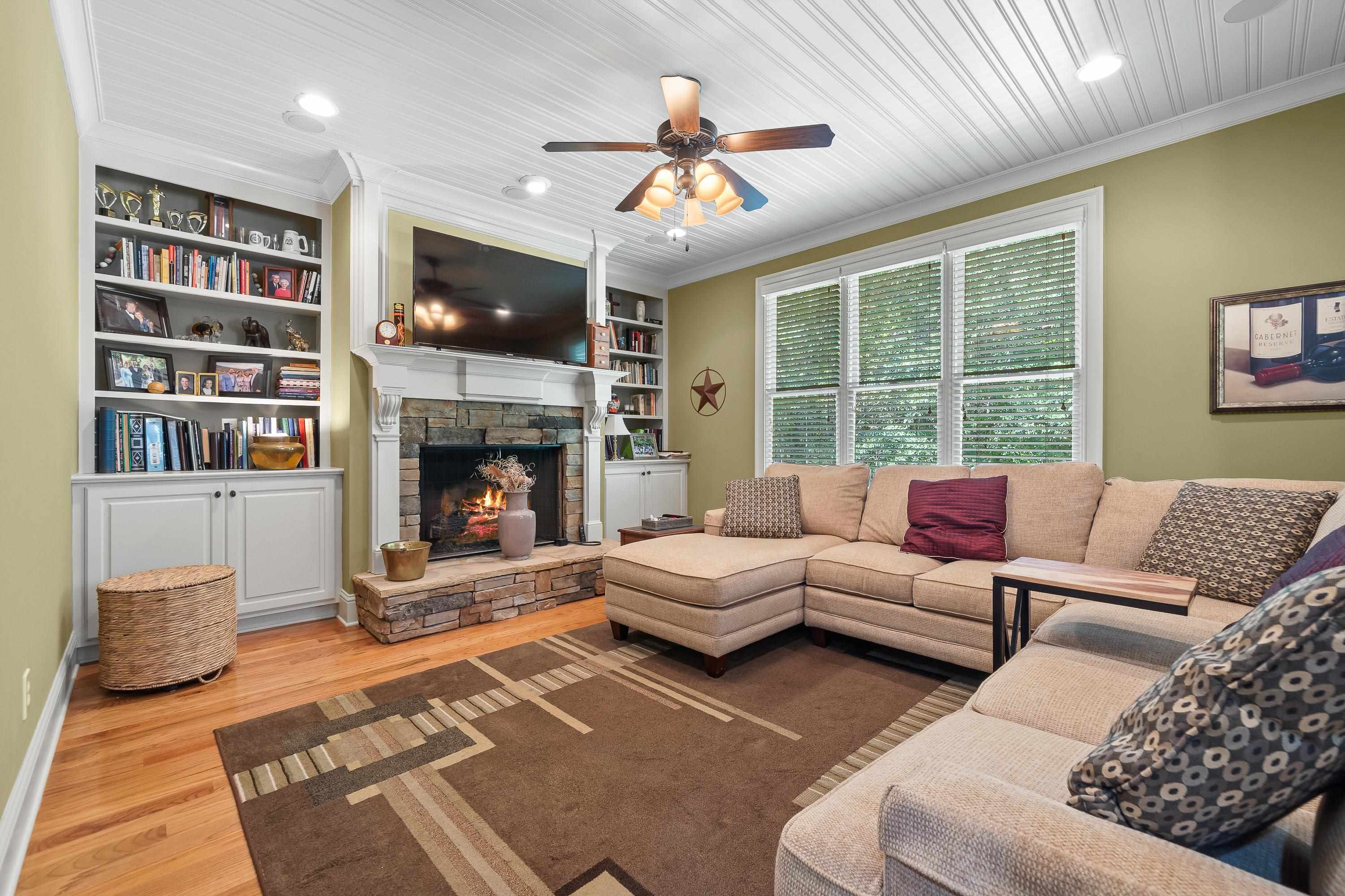 112 PINE BLOOM WAY image 10