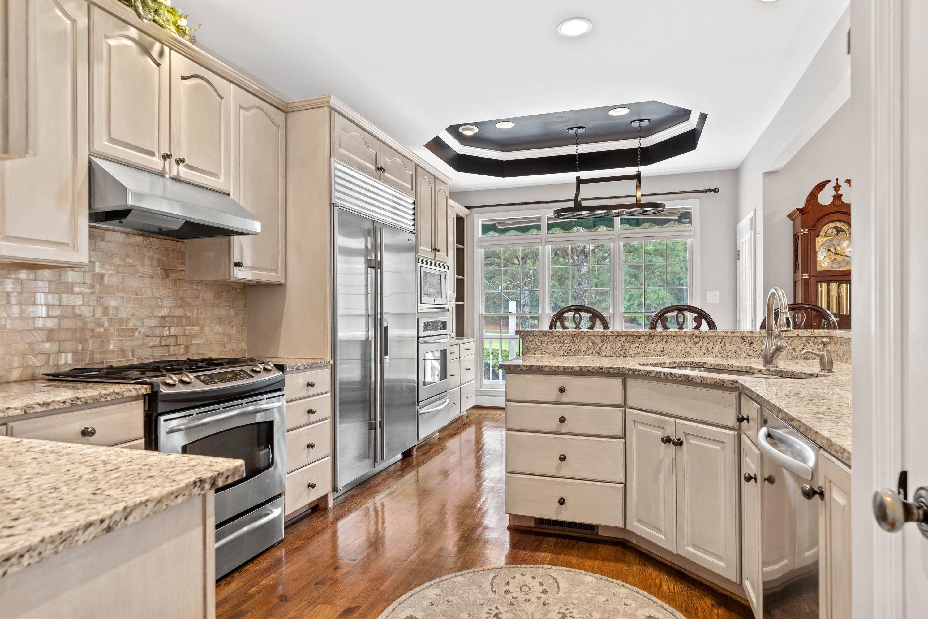 176 HOPETON LANE image 21